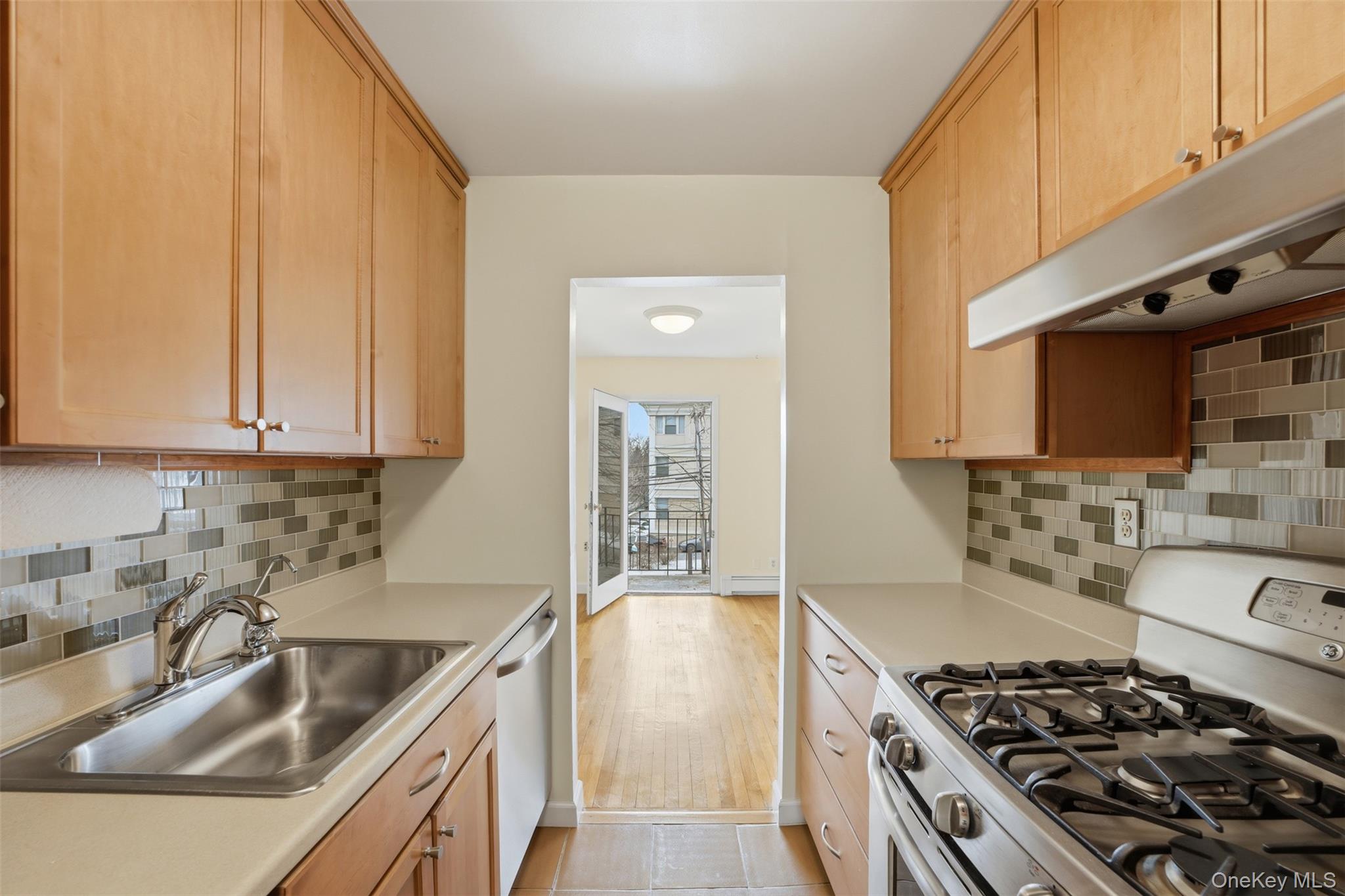 667 Pelham Road # B10, New Rochelle, NY 10805