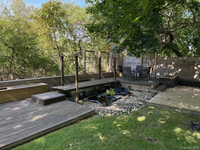 9 Old Mill Lane, Remsenburg, NY 11960