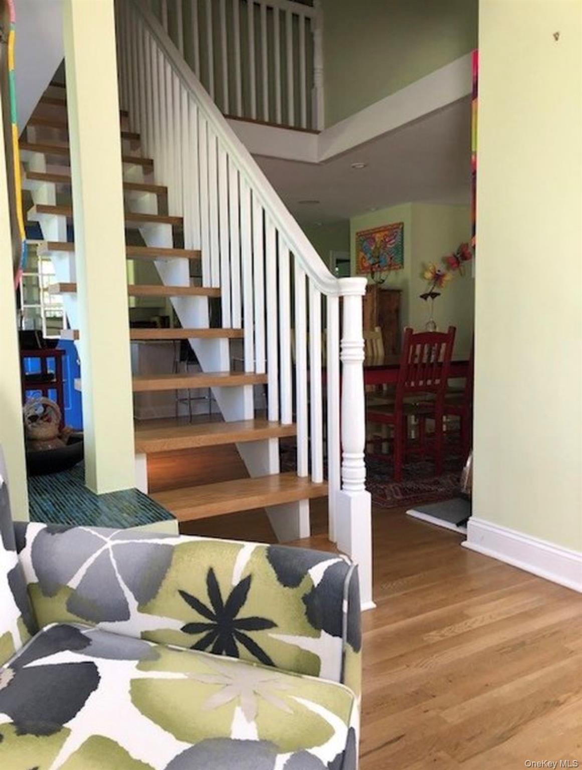 9 Old Mill Lane, Remsenburg, NY 11960