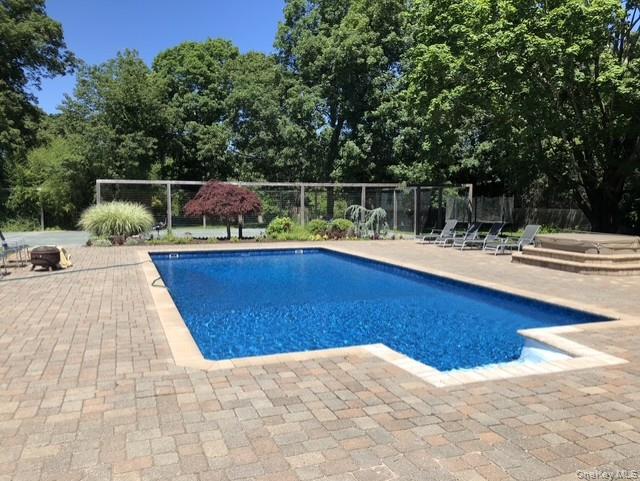 9 Old Mill Lane, Remsenburg, NY 11960