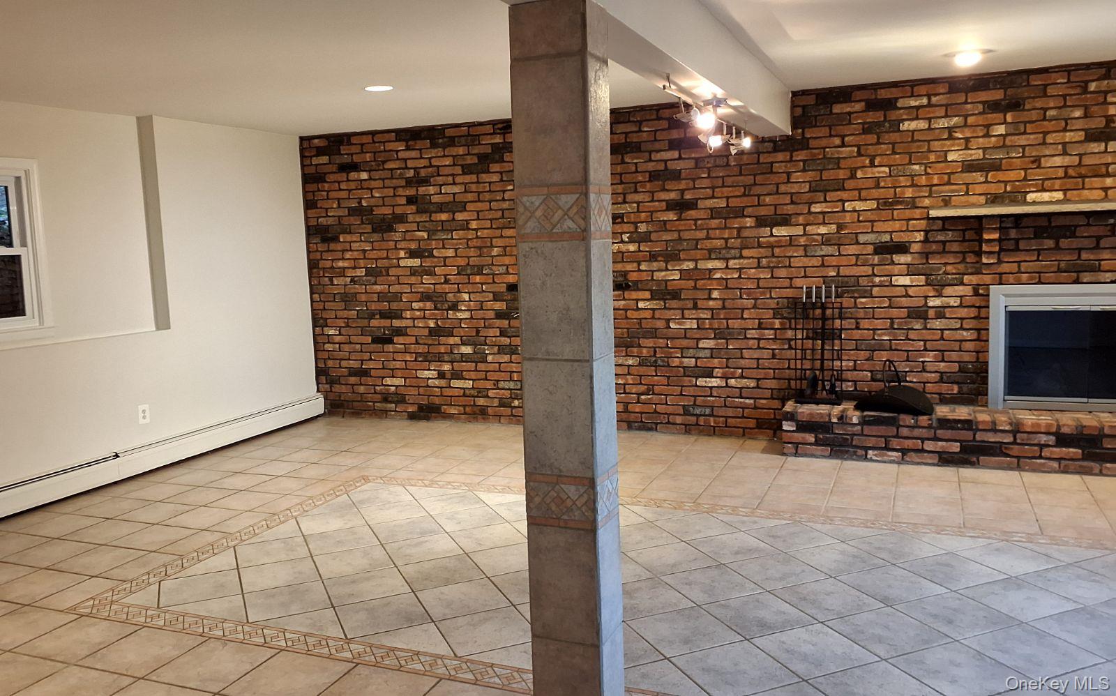 5 Suzie Drive, Spring Valley, NY 10977