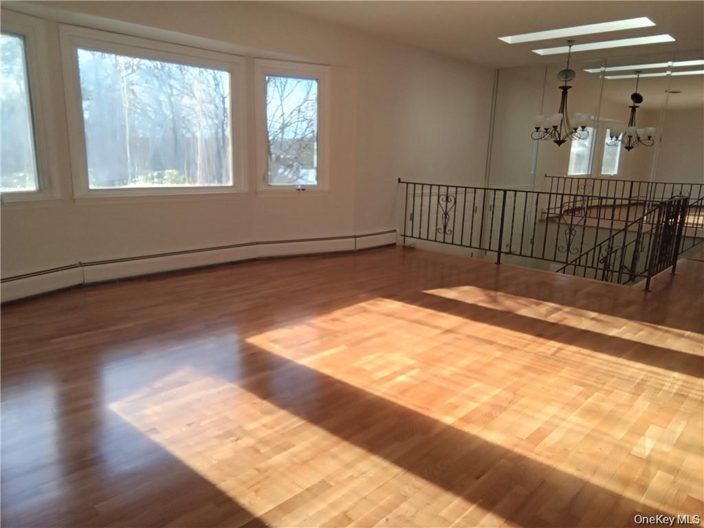 5 Suzie Drive, Spring Valley, NY 10977