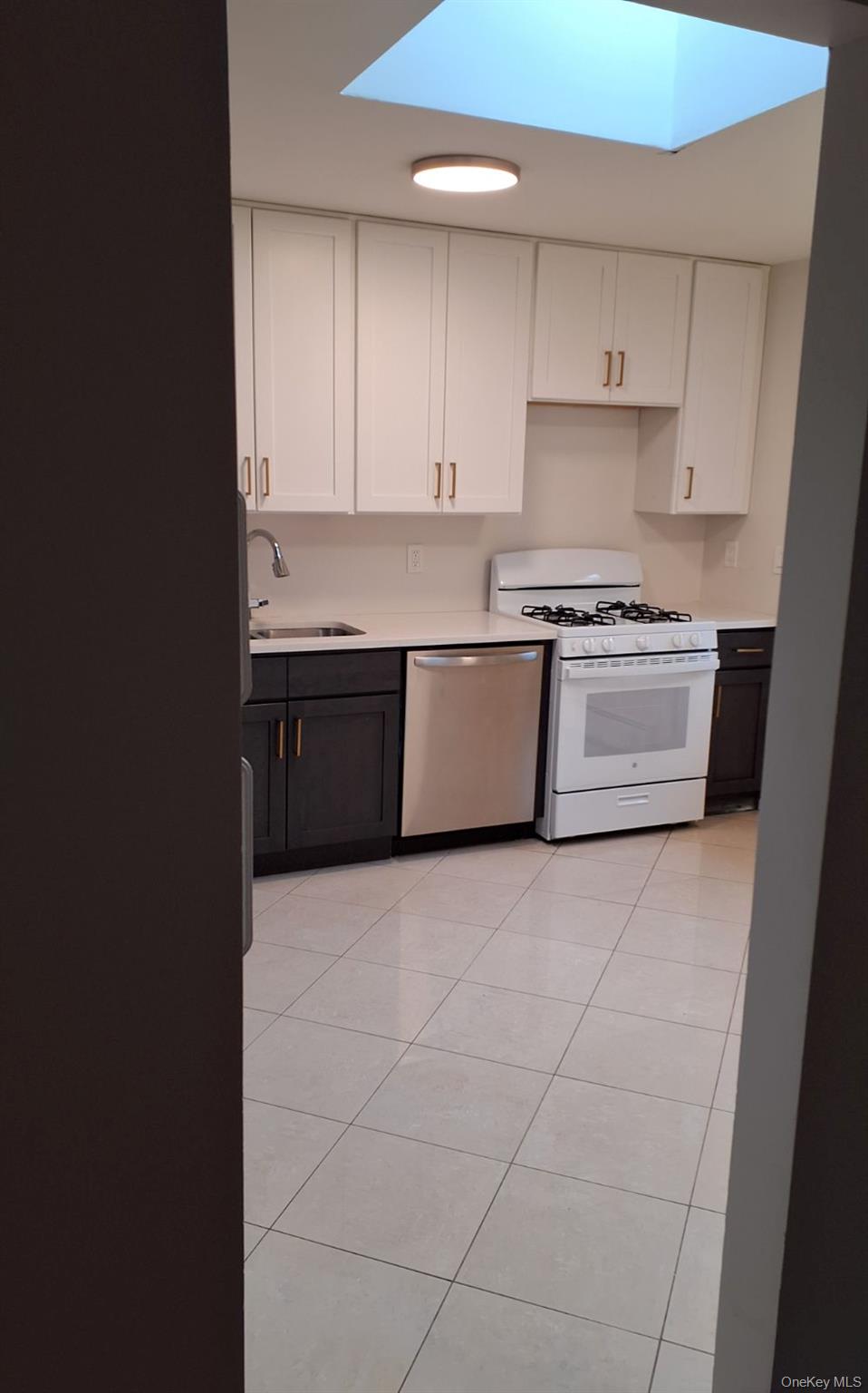 5 Suzie Drive, Spring Valley, NY 10977