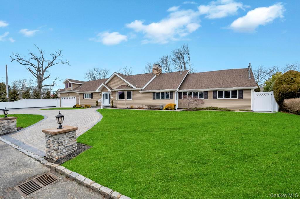 5 Kittiwake Lane, Babylon, NY 11702