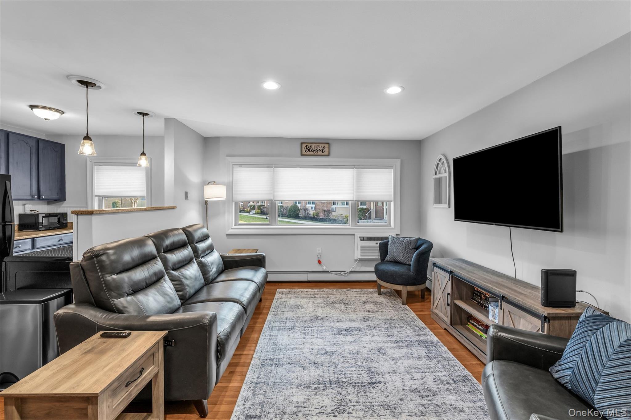 4 Rose Street # Unit #1-A1, Oceanside, NY 11572