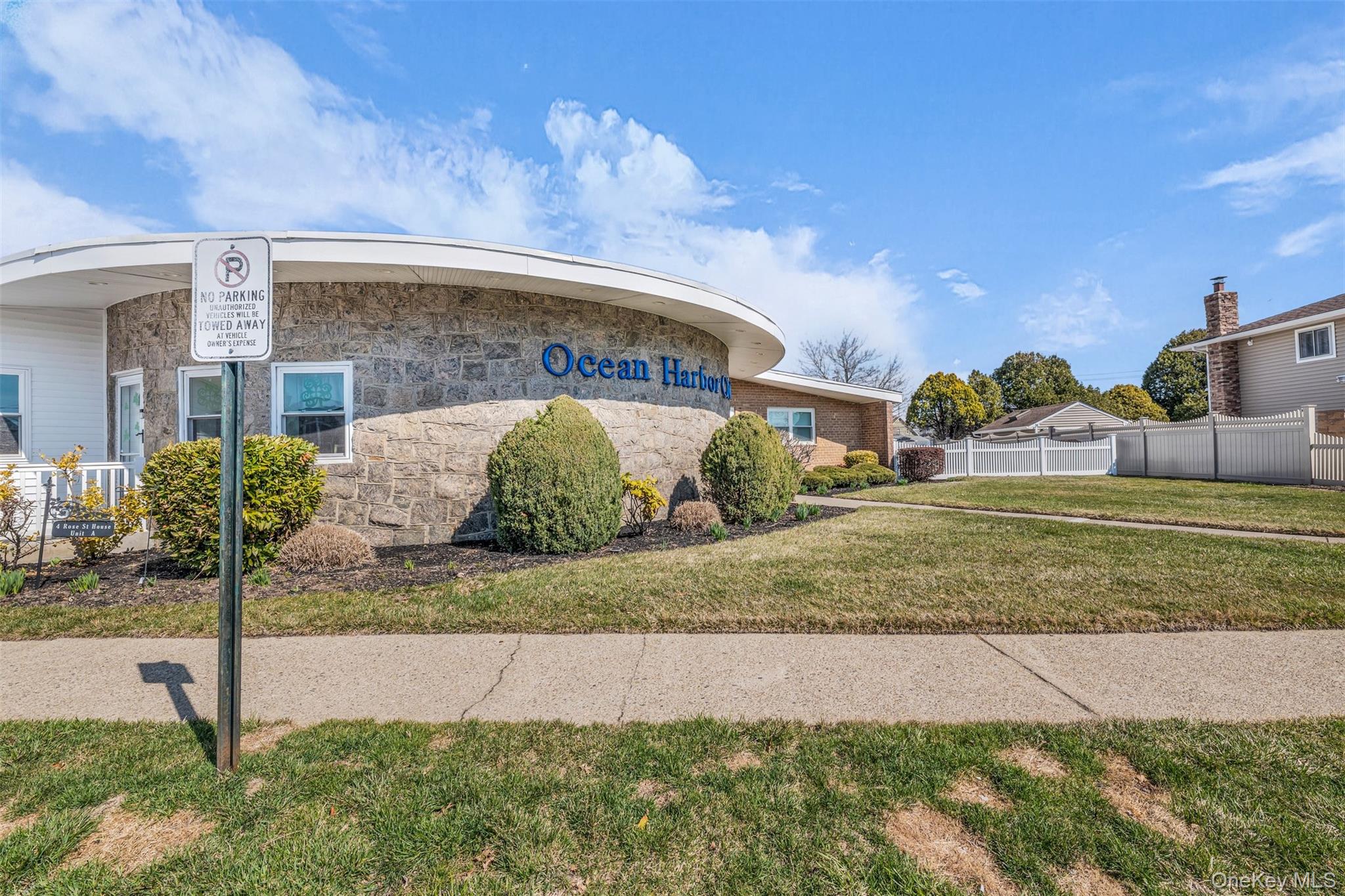 4 Rose Street # Unit #1-A1, Oceanside, NY 11572