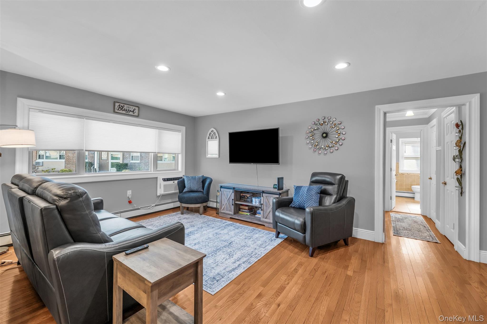 4 Rose Street # Unit #1-A1, Oceanside, NY 11572