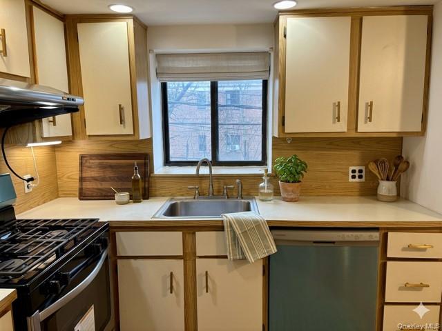 5616 Seabury Street # 2A, Elmhurst, NY 11373