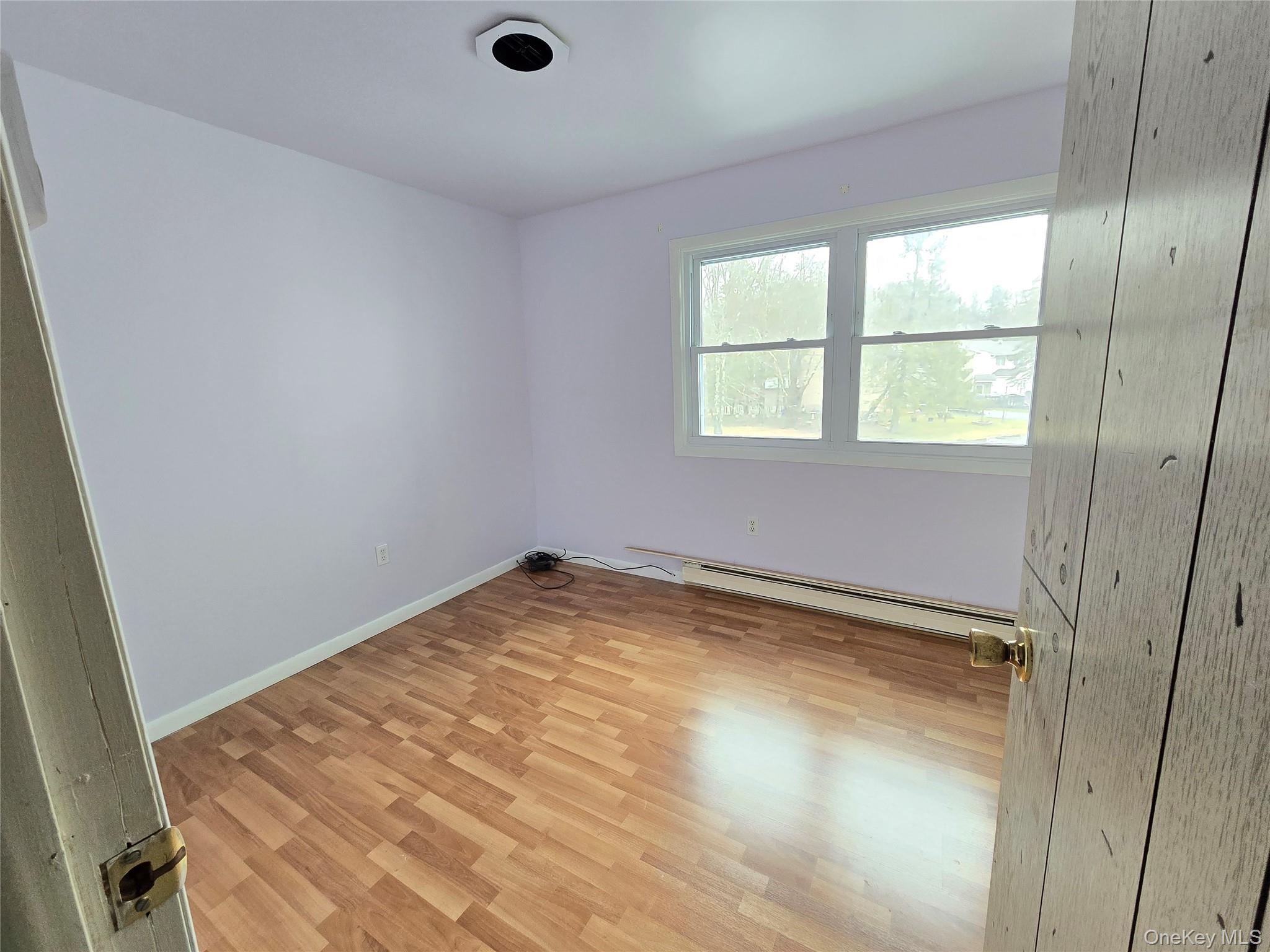 27 Peter Way, Kiamesha Lake, NY 12751