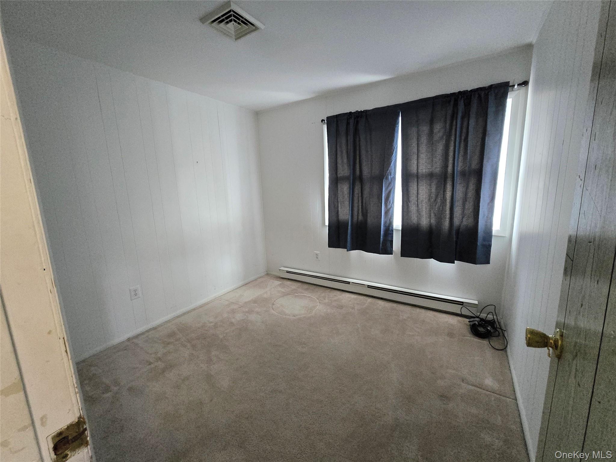 27 Peter Way, Kiamesha Lake, NY 12751