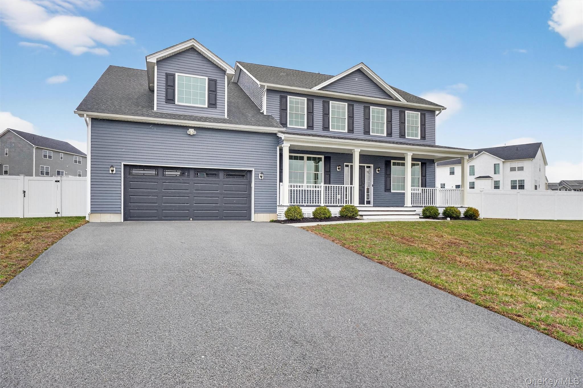 12 Kensington Lane, Poughkeepsie, NY 12603