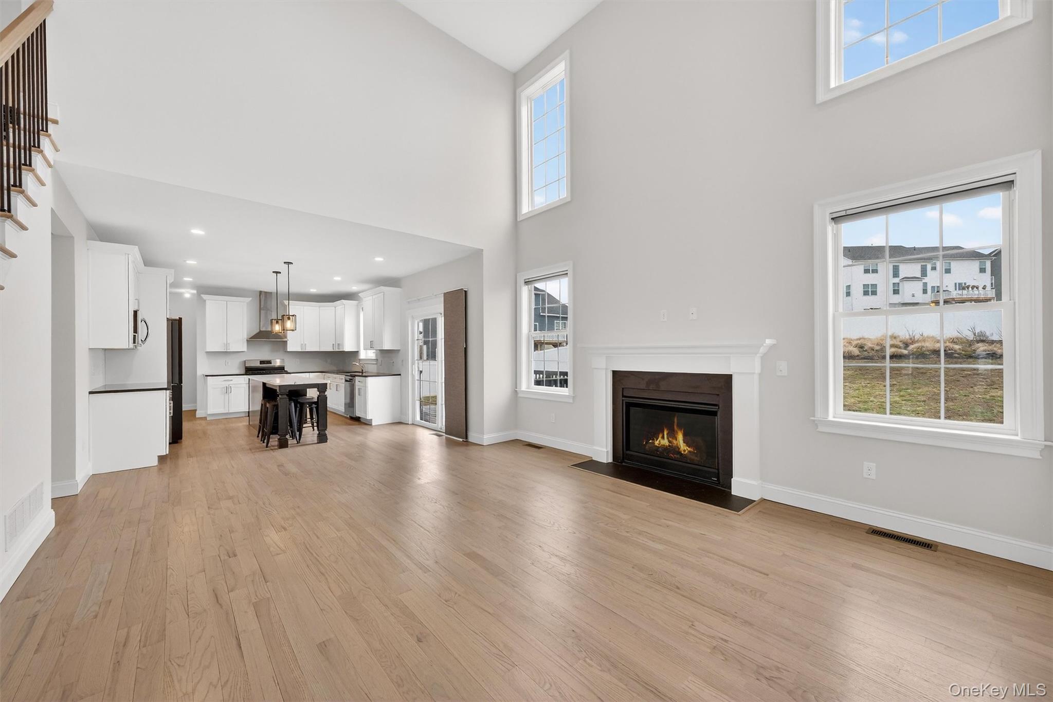 12 Kensington Lane, Poughkeepsie, NY 12603