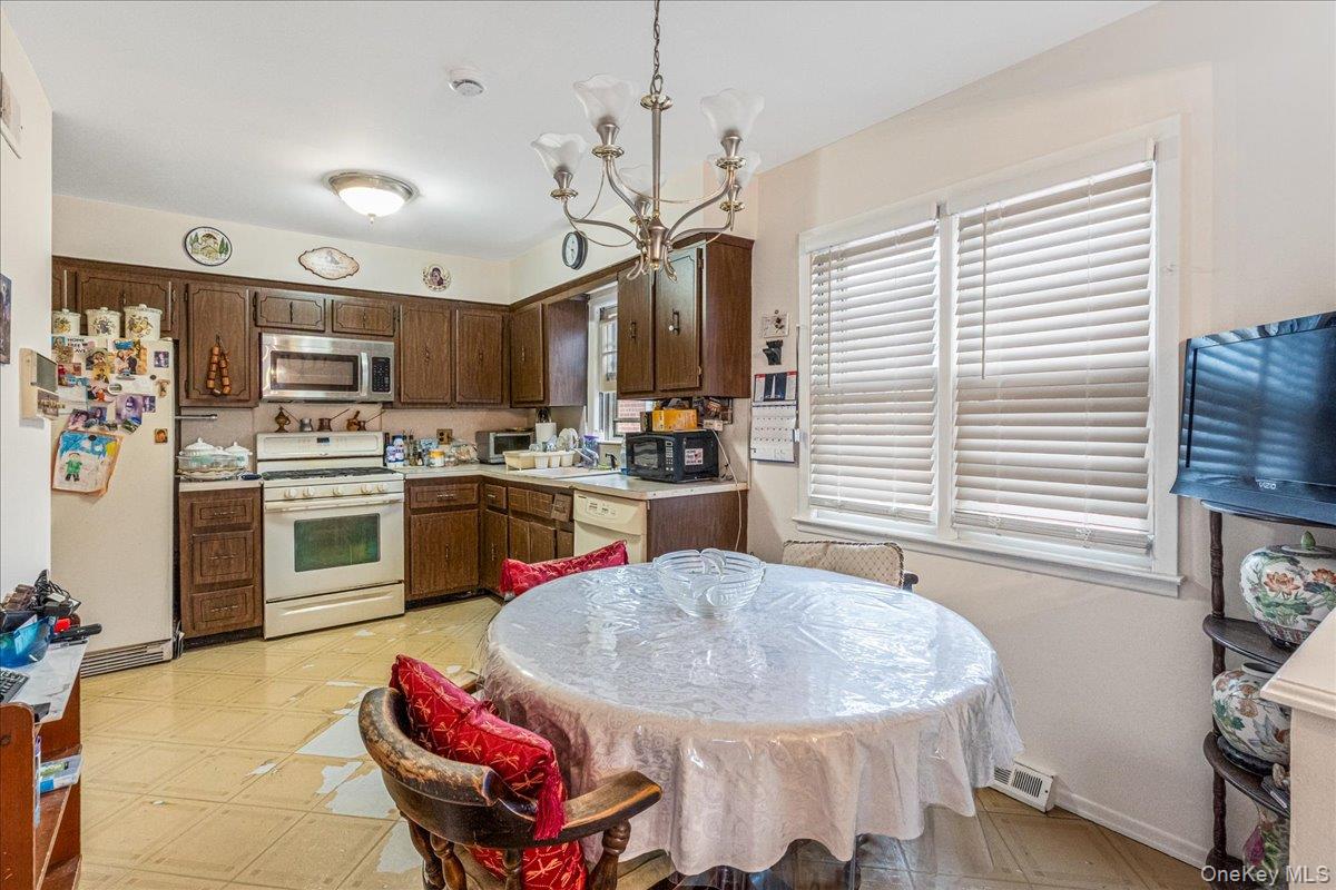 196-52 45th Drive, Flushing, NY 11358