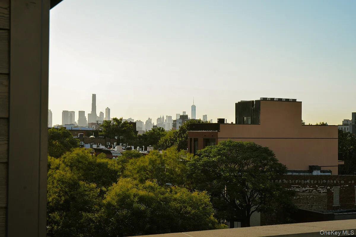 1582A PACIFIC Street, Brooklyn, NY 11213