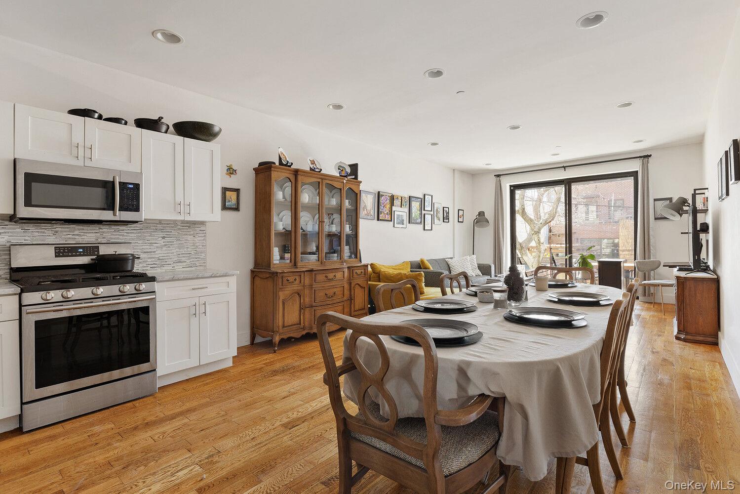 1582A PACIFIC Street, Brooklyn, NY 11213