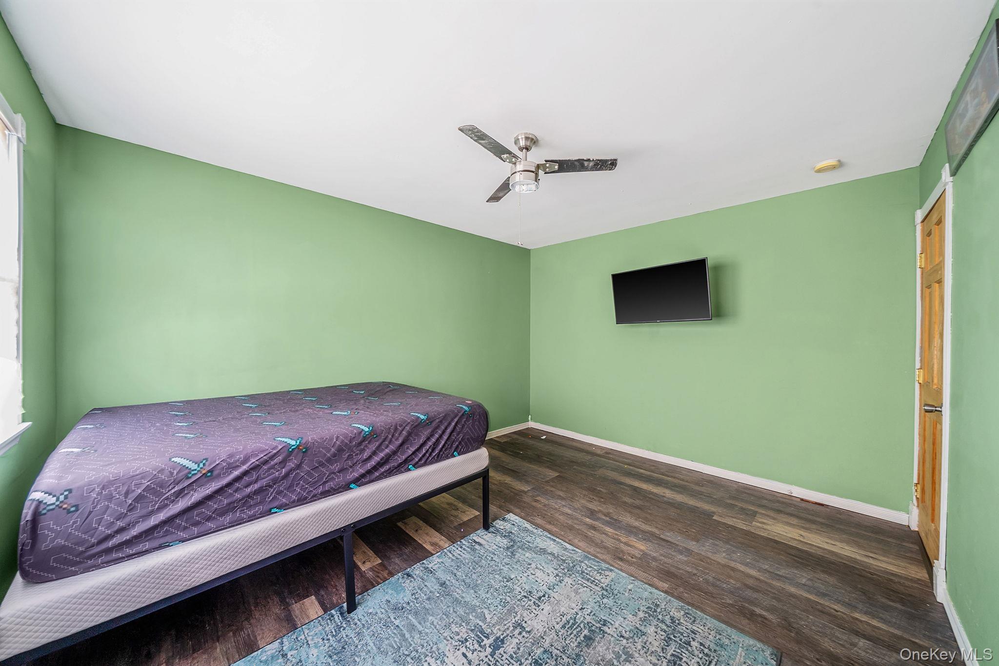 53 Spruce Street, Central Islip, NY 11722