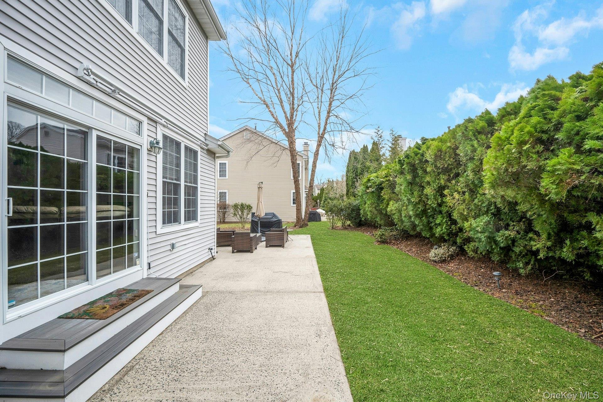 33 Valimar Boulevard, White Plains, NY 10603