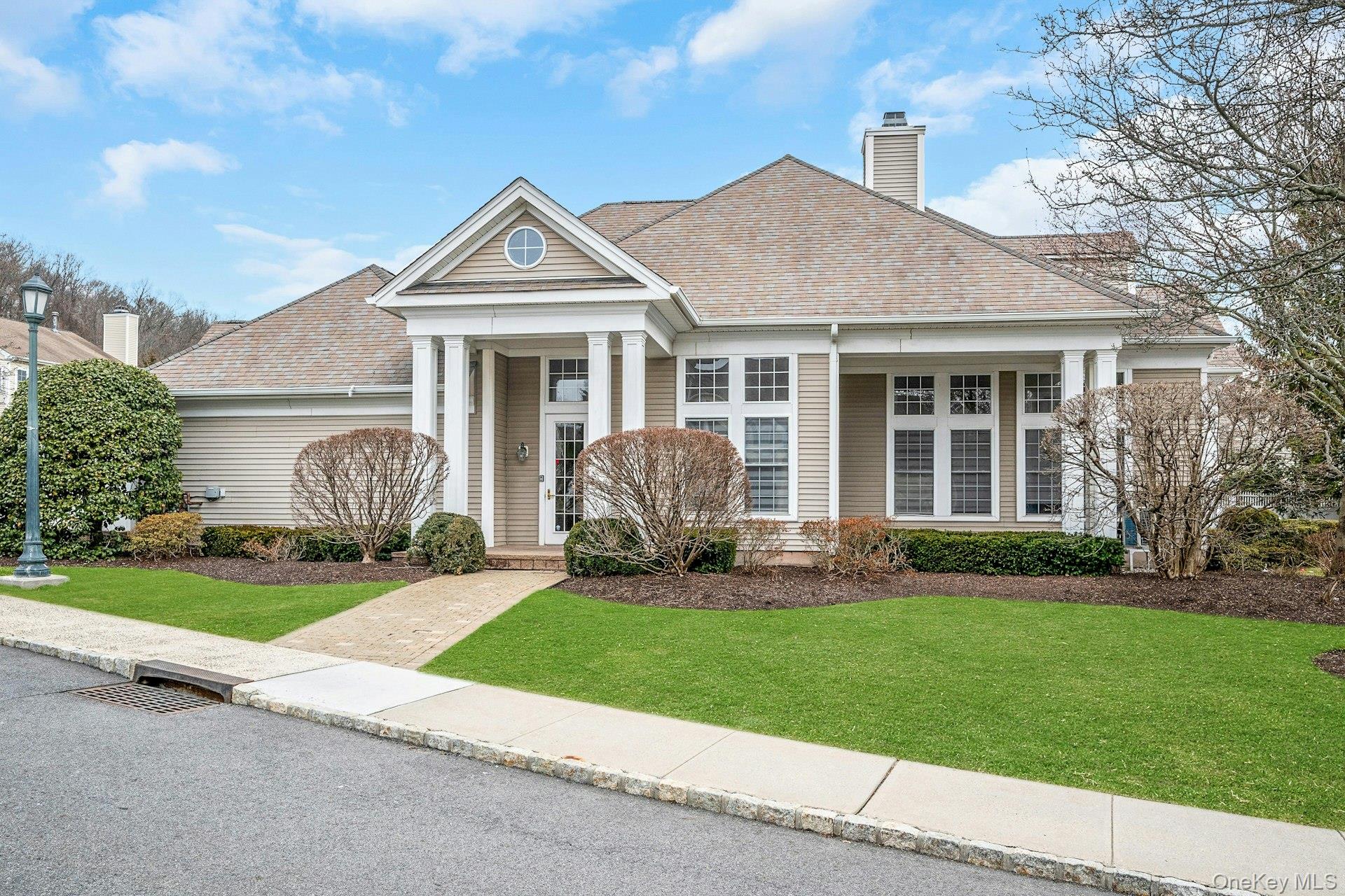 33 Valimar Boulevard, White Plains, NY 10603