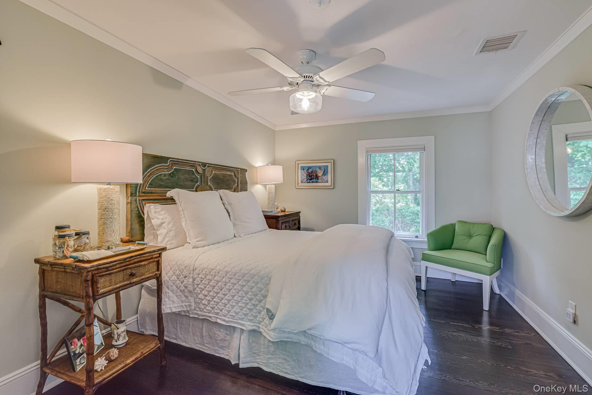 14 Pulaski Avenue, Southampton, NY 11968