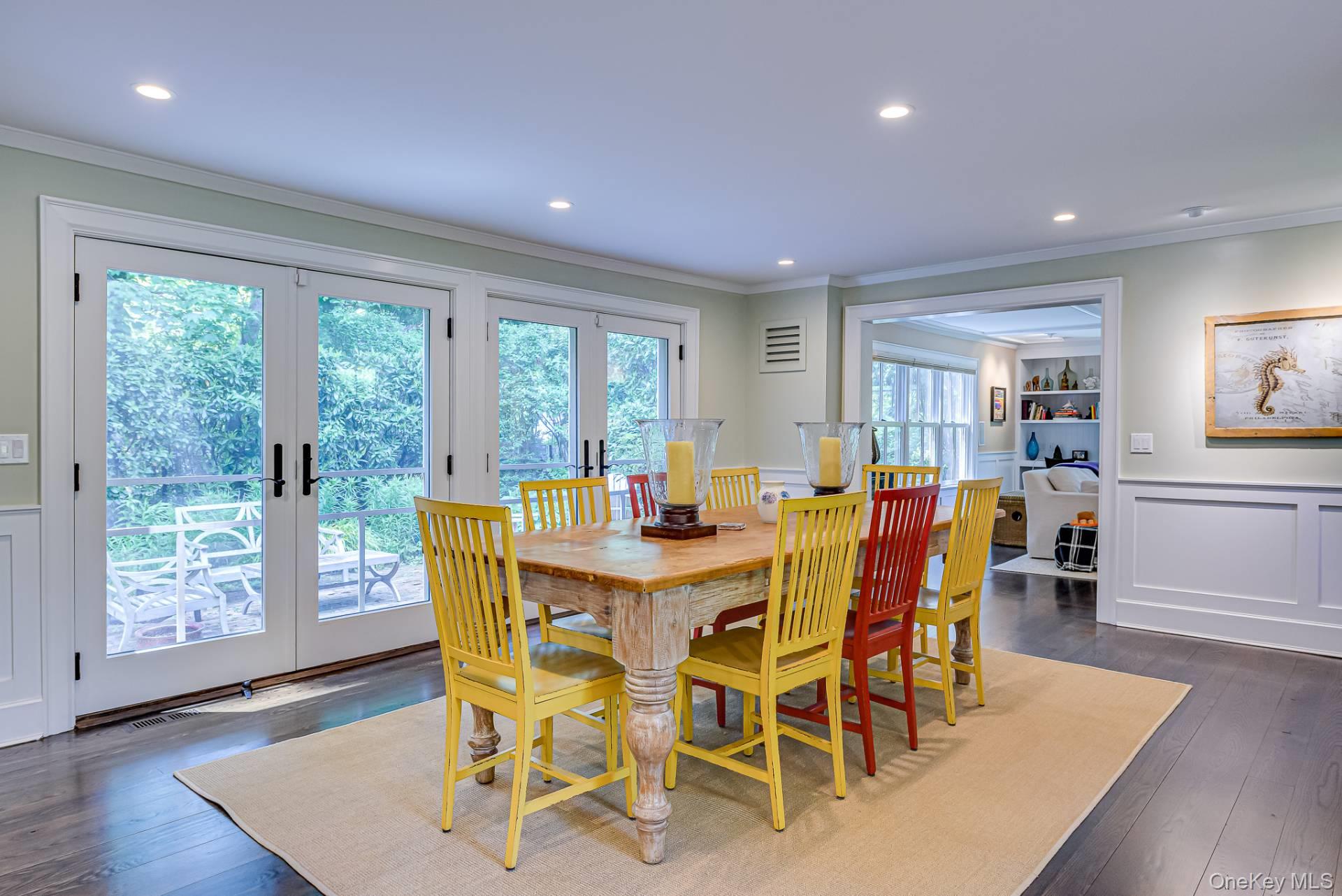 14 Pulaski Avenue, Southampton, NY 11968