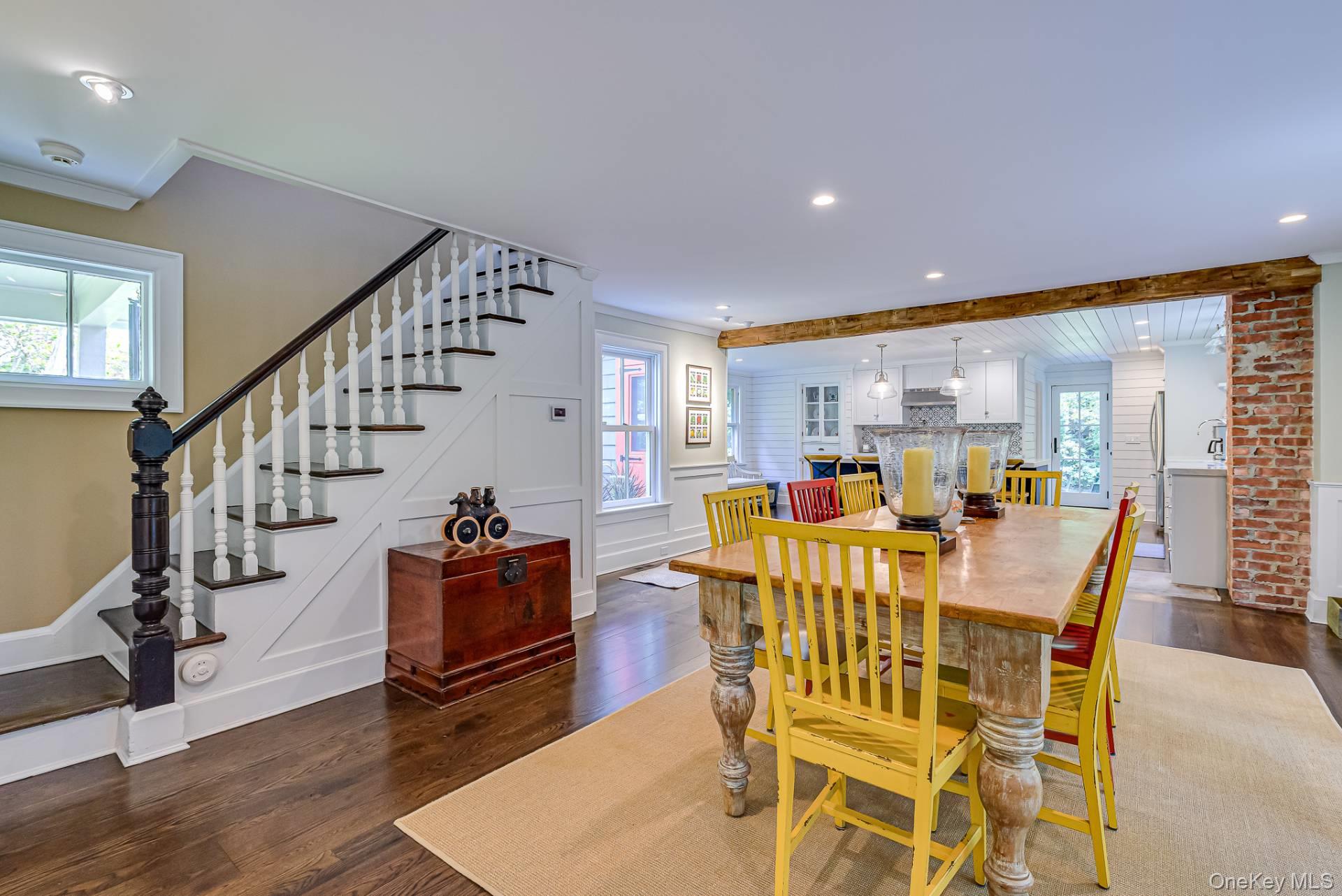 14 Pulaski Avenue, Southampton, NY 11968