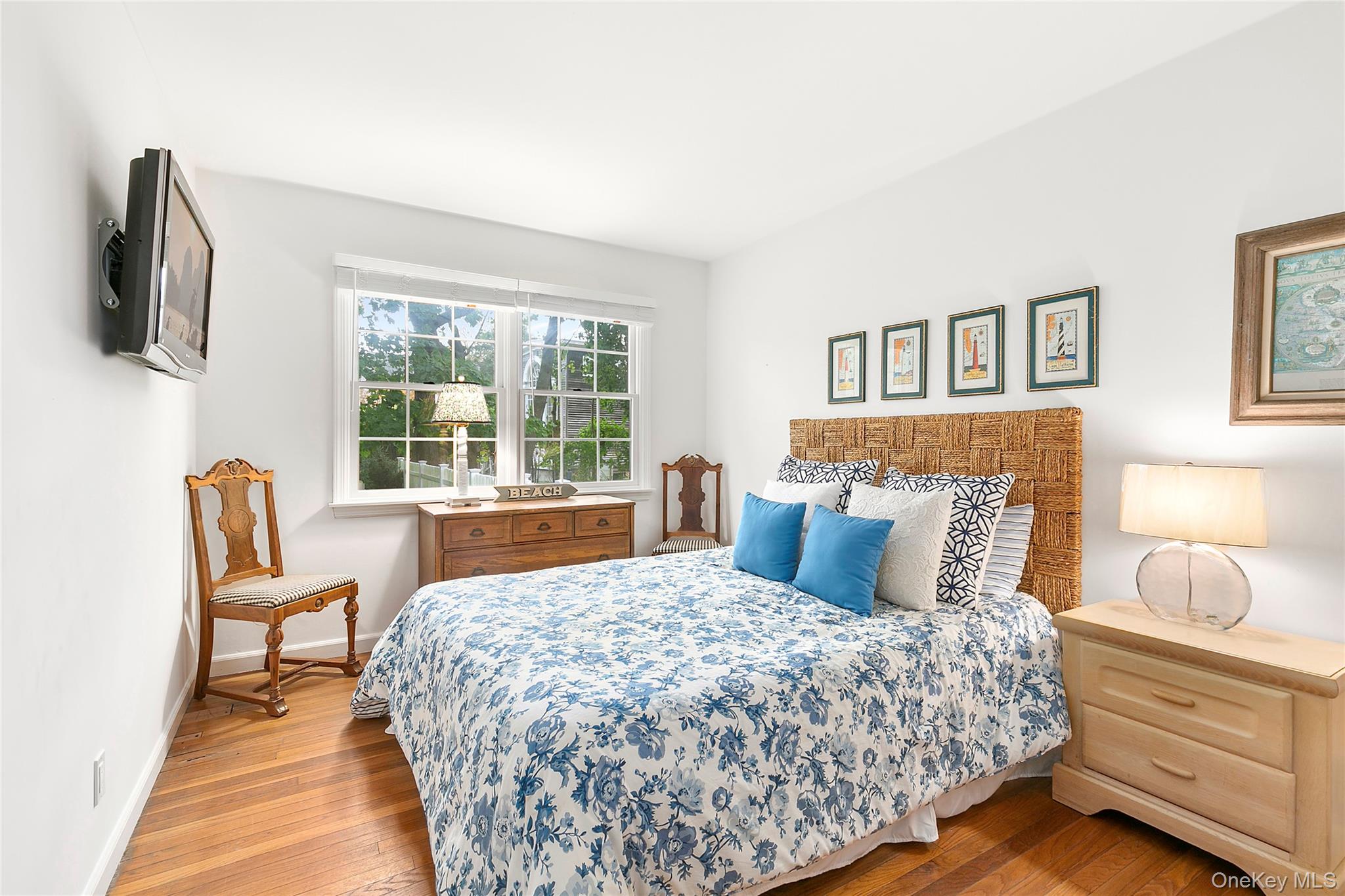 669 Hill Street, Southampton, NY 11968