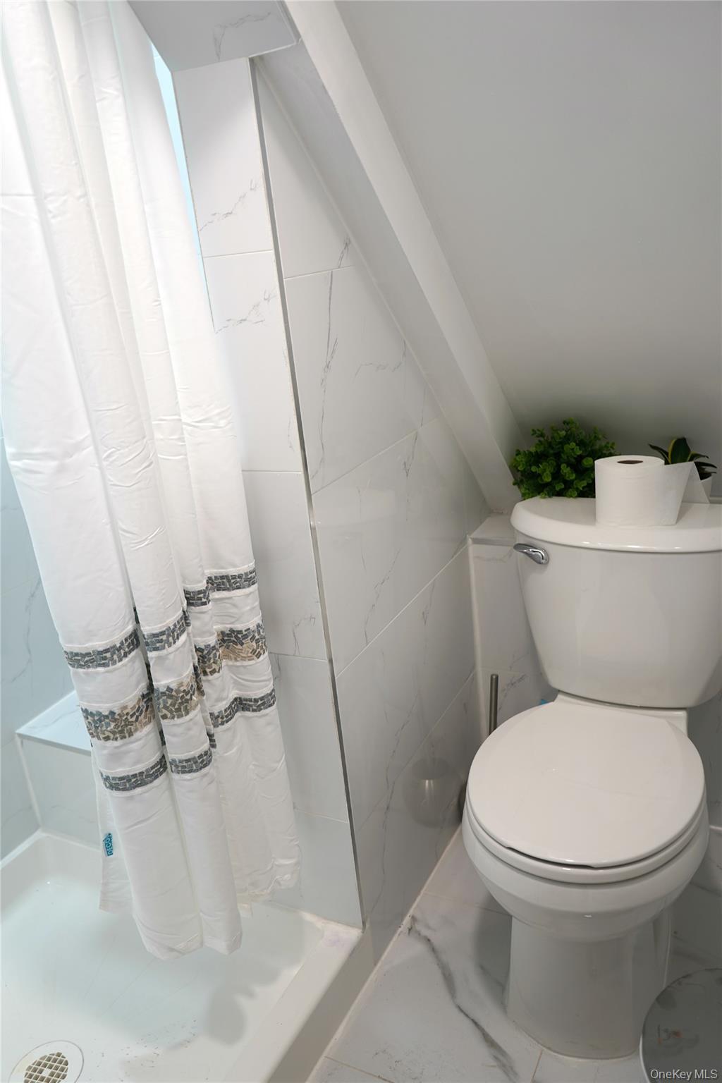 37-54 99th Street, Corona, NY 11368