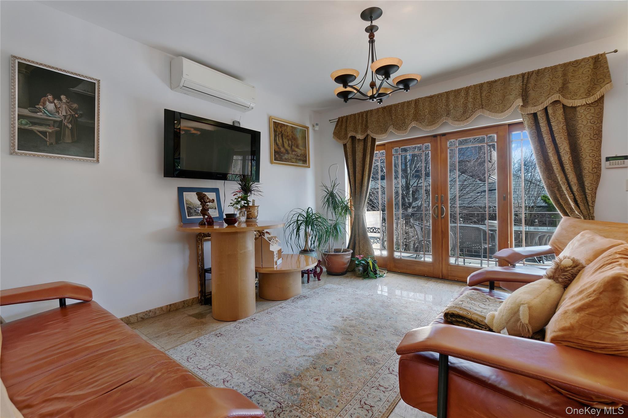 418 Beach 145th Street, Neponsit, NY 11694