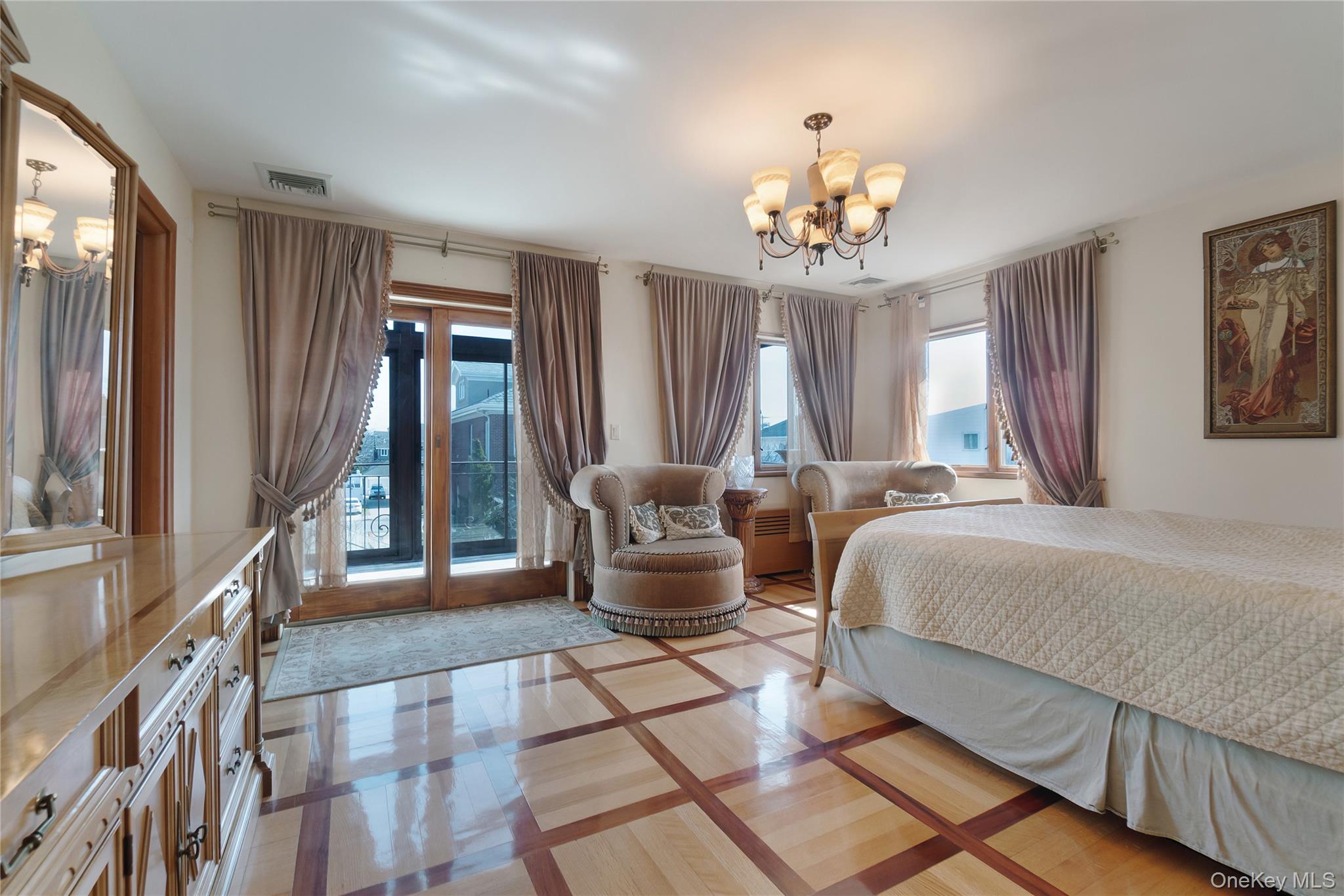 418 Beach 145th Street, Neponsit, NY 11694