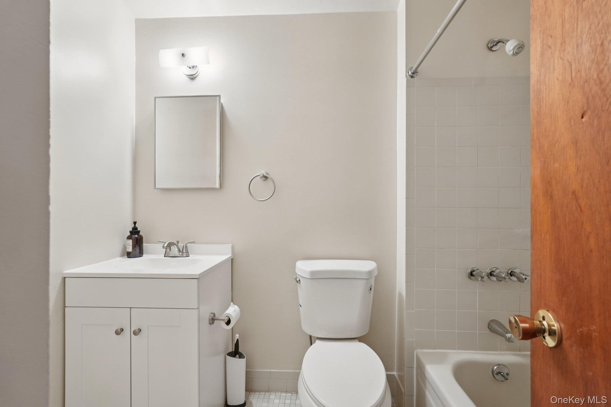 5959 Delafield Avenue, Bronx, NY 10471