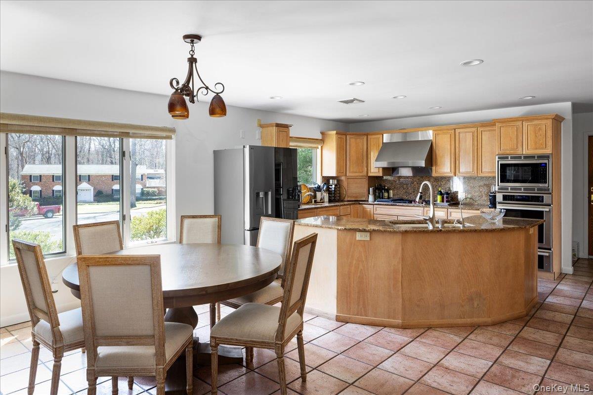 90 Belvedere Drive, Syosset, NY 11791