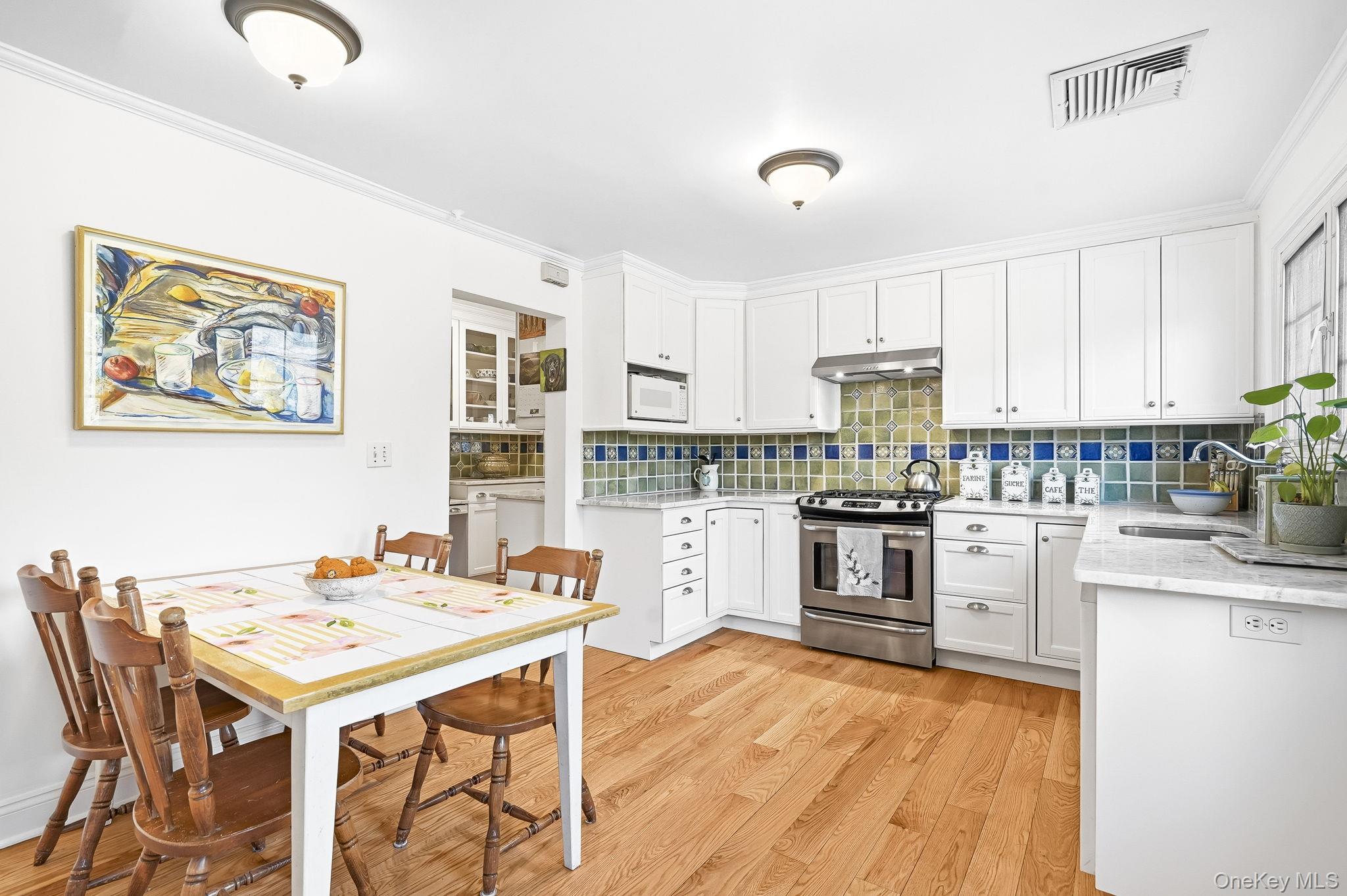 27 Valley Road, Scarsdale, NY 10583