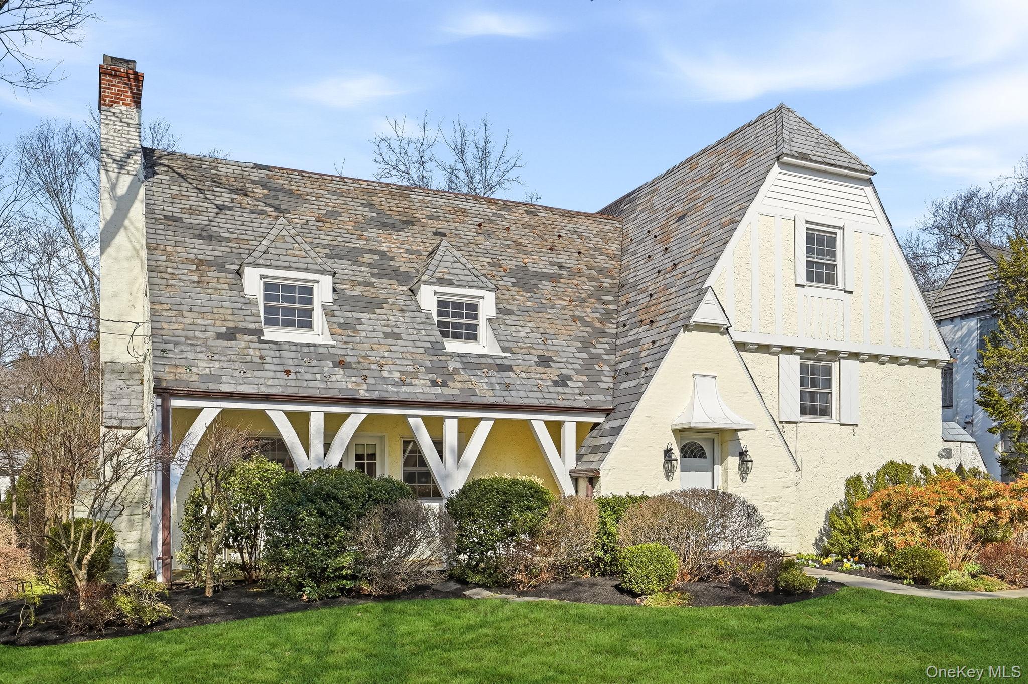 27 Valley Road, Scarsdale, NY 10583