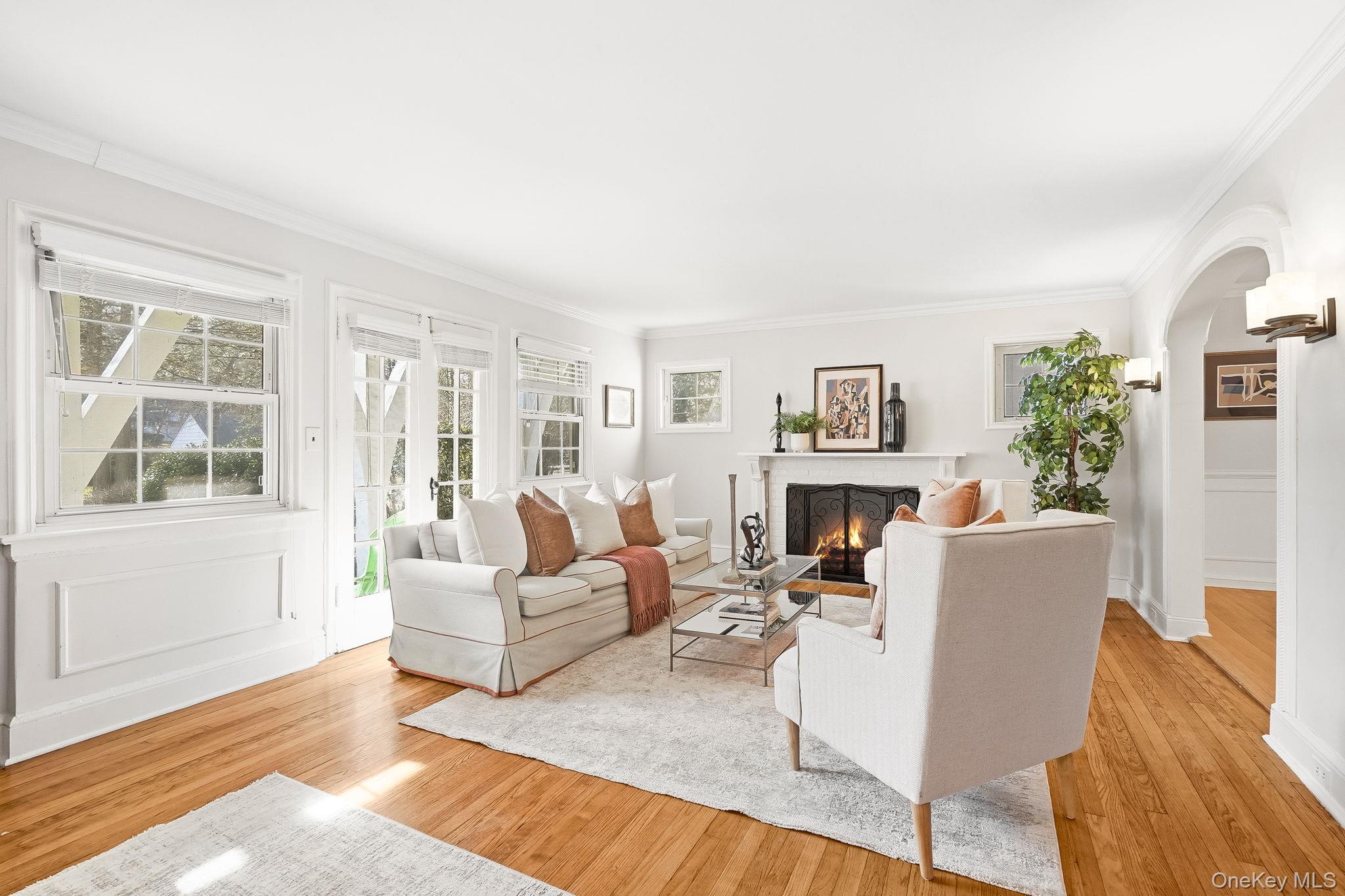 27 Valley Road, Scarsdale, NY 10583