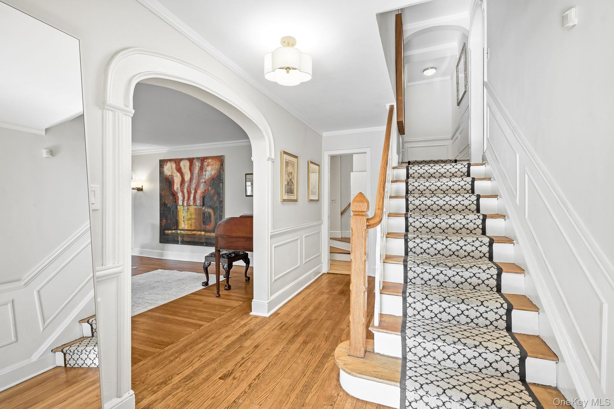 27 Valley Road, Scarsdale, NY 10583