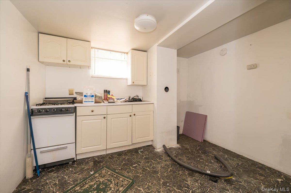 836 Edison Avenue, Bronx, NY 10465