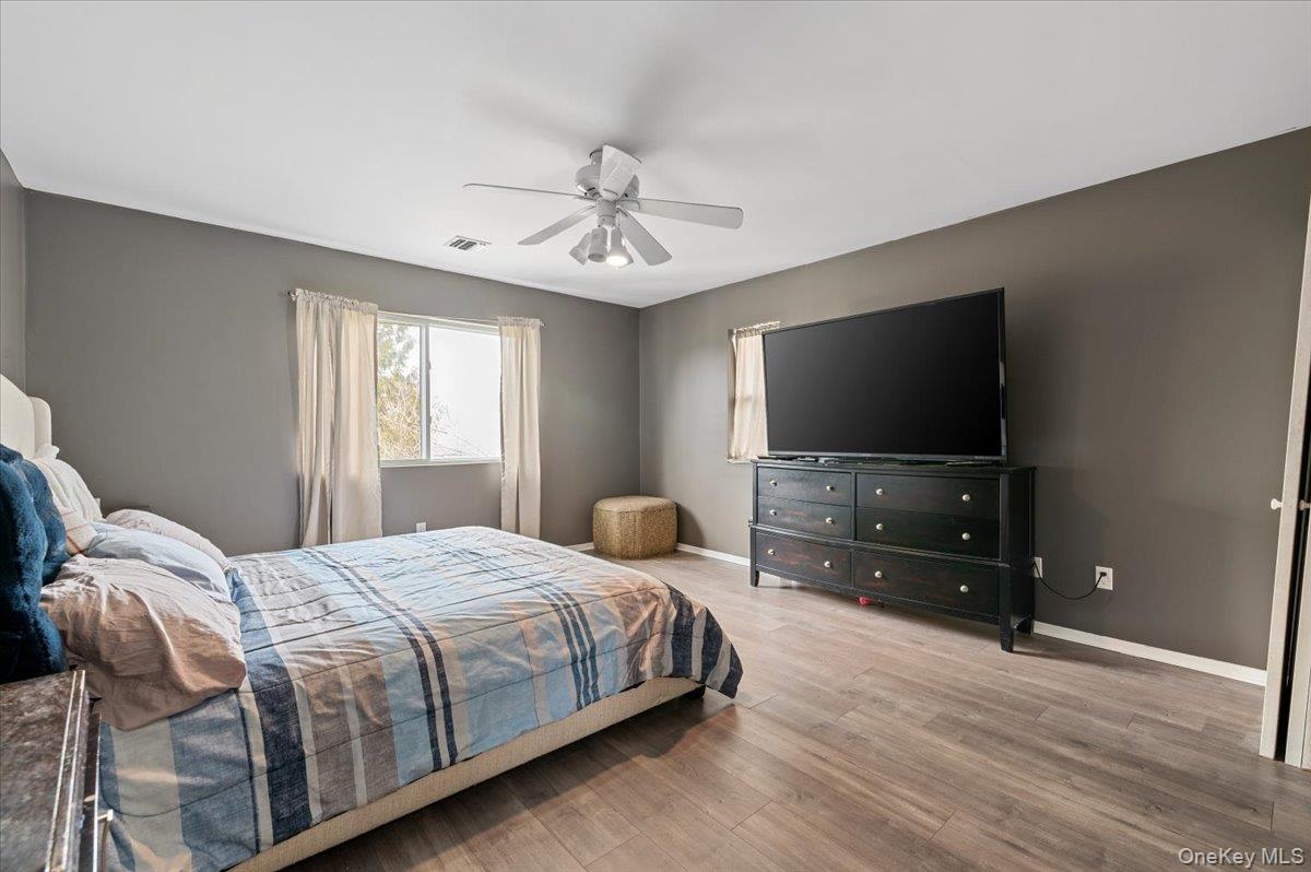 24 Wisteria Drive, Remsenburg, NY 11960