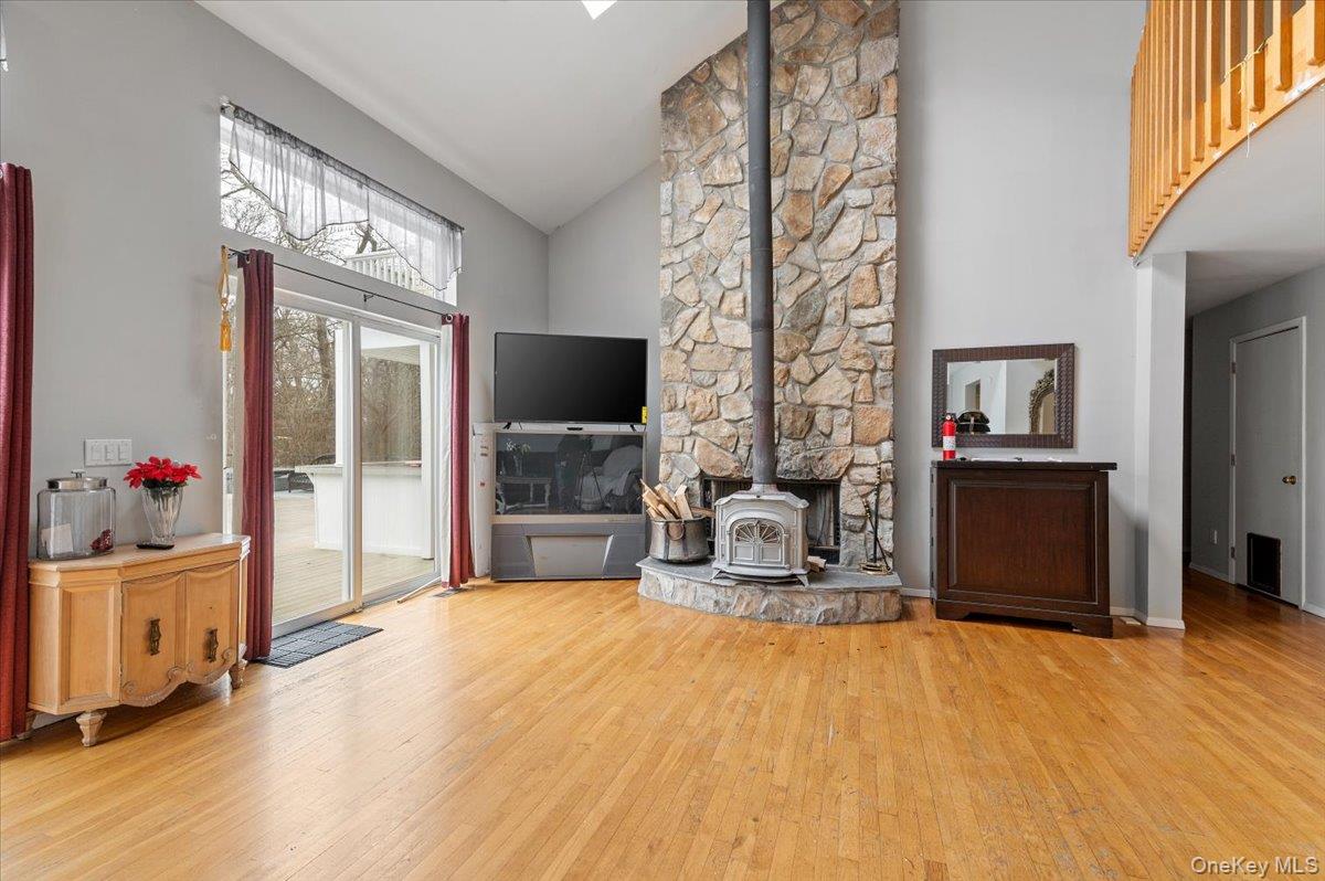 24 Wisteria Drive, Remsenburg, NY 11960