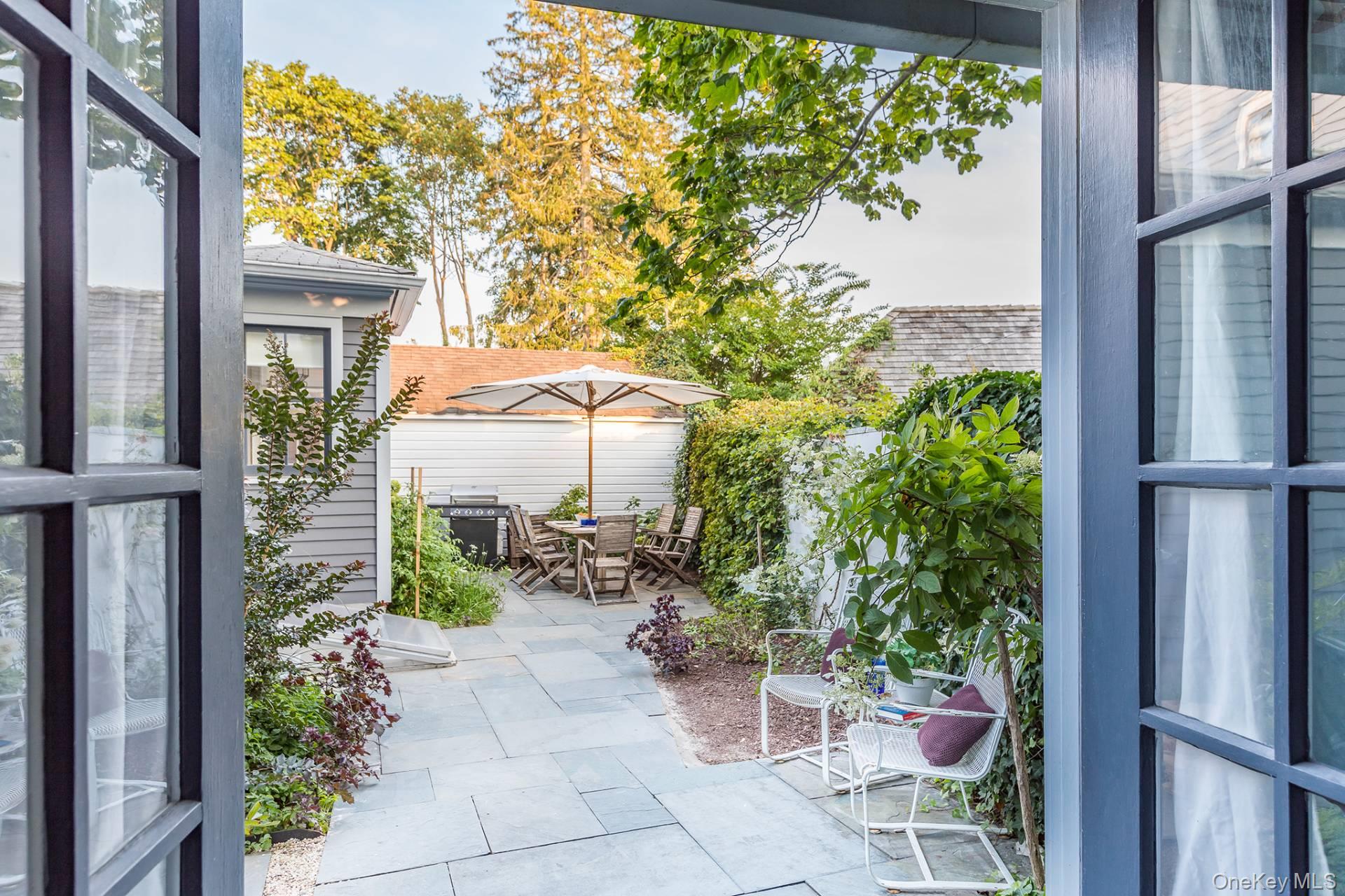 29 Atlantic Avenue, Sag Harbor, NY 11963