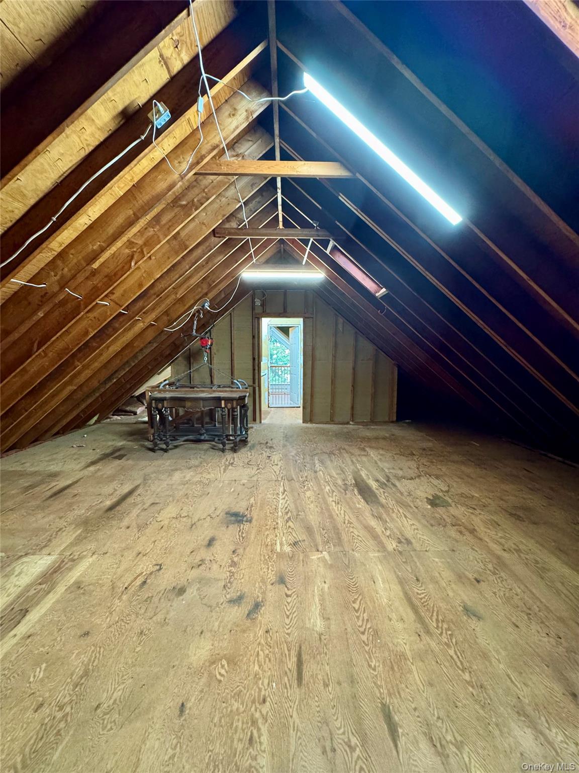 886 Sound Shore Road, Jamesport, NY 11901