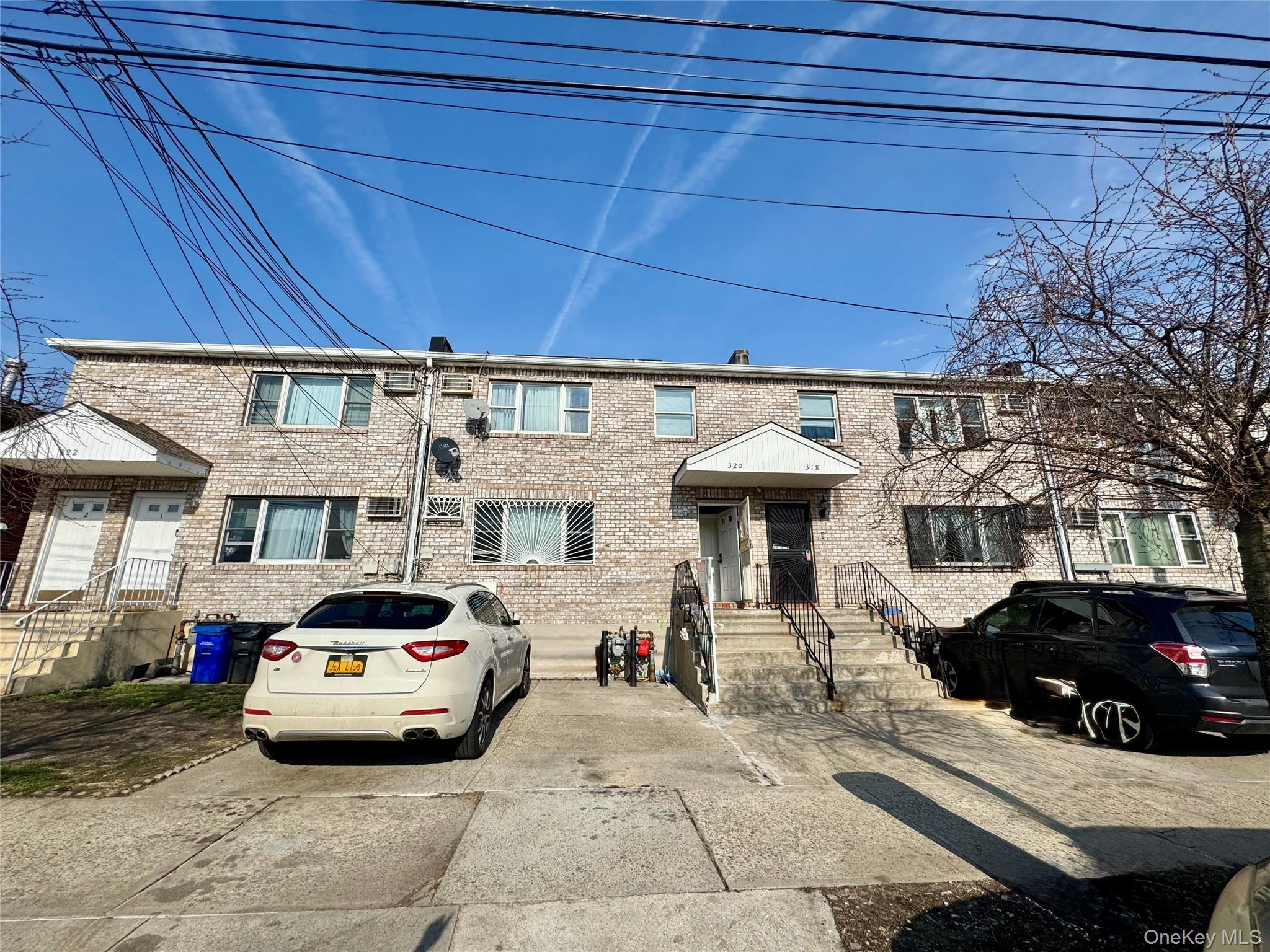 320 Huntington Avenue, Bronx, NY 10465