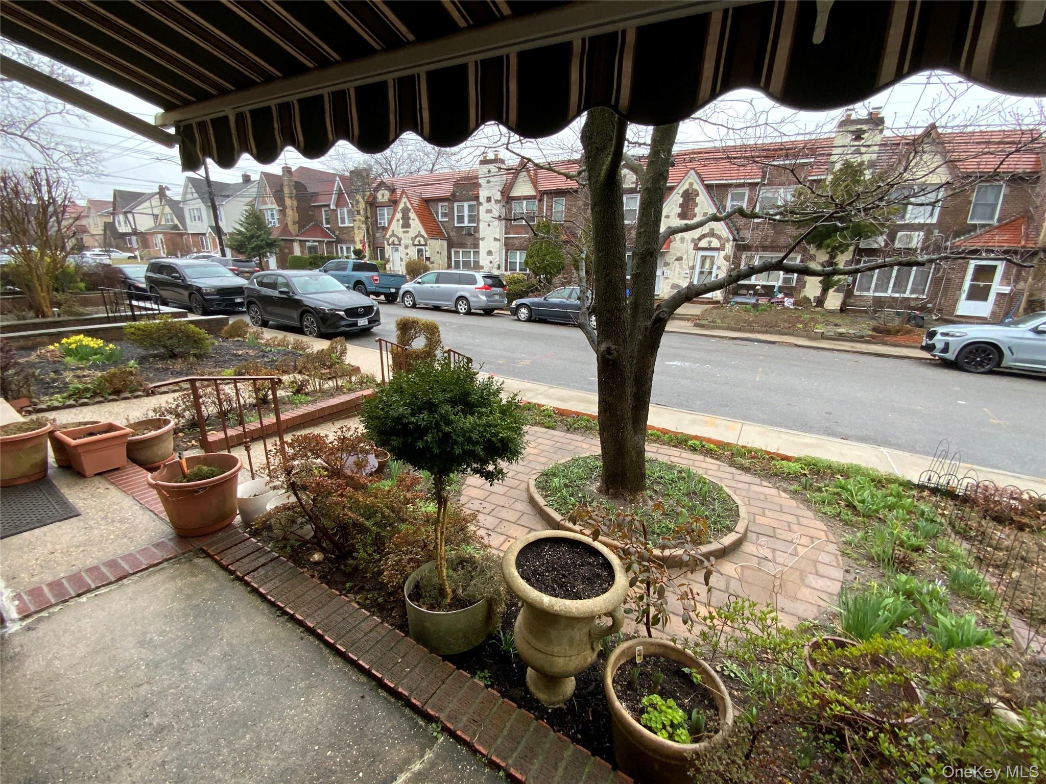 4705 189th Street, Flushing, NY 11358