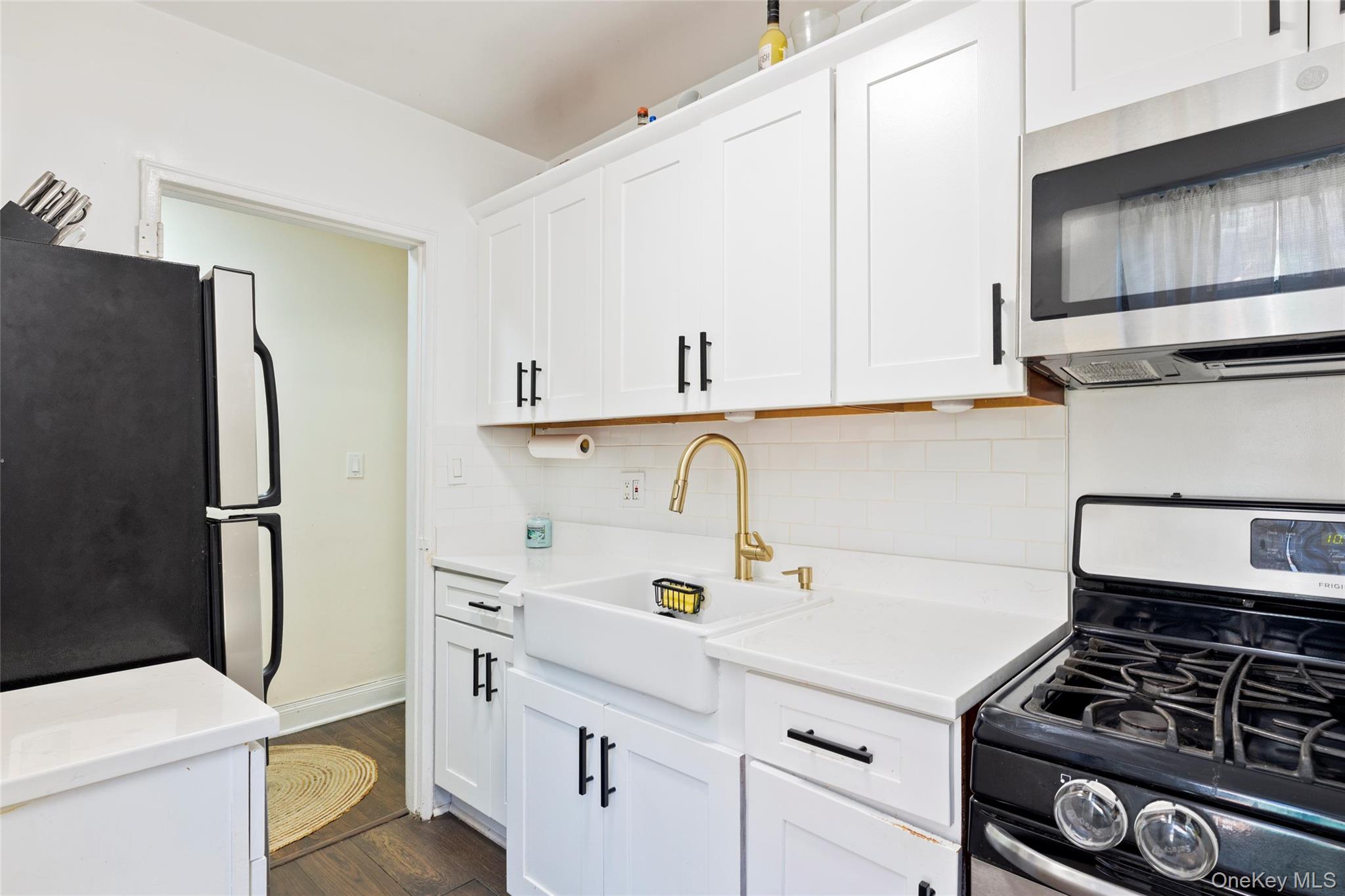 5225 39th Road # 2C, Woodside, NY 11377