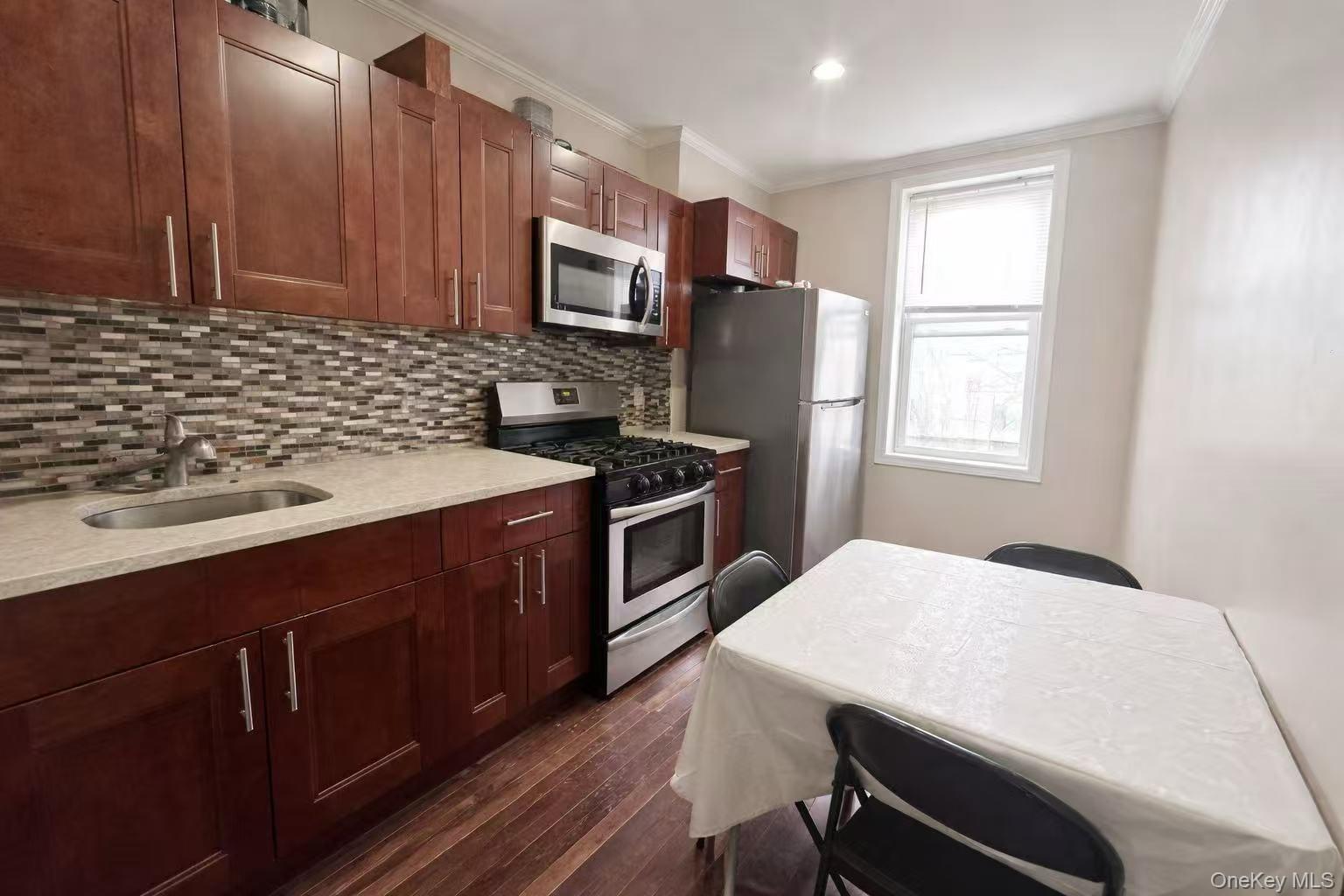 74-25 64th Place, Ridgewood, NY 11385