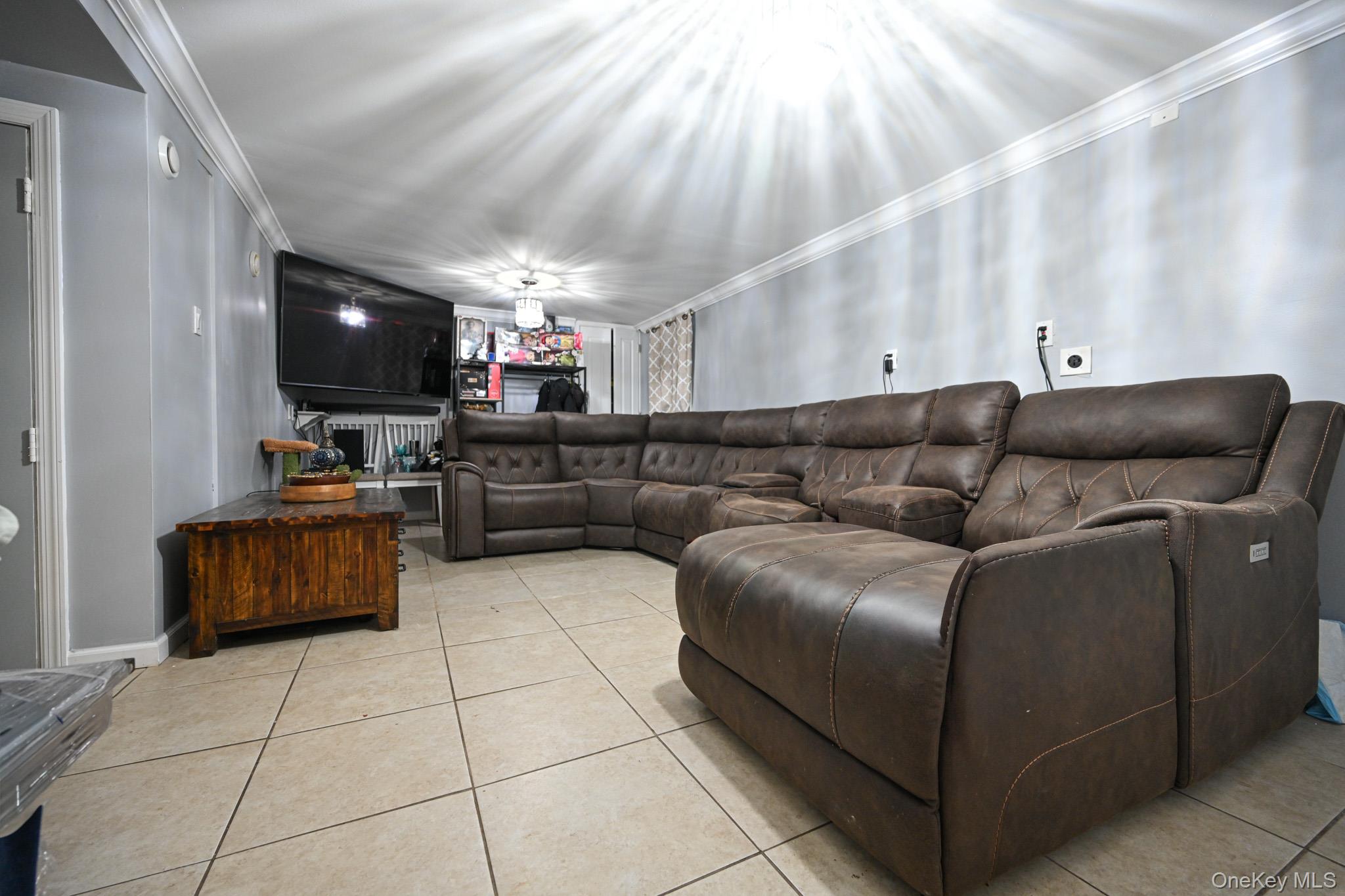 13 E Walnut Street, Central Islip, NY 11722