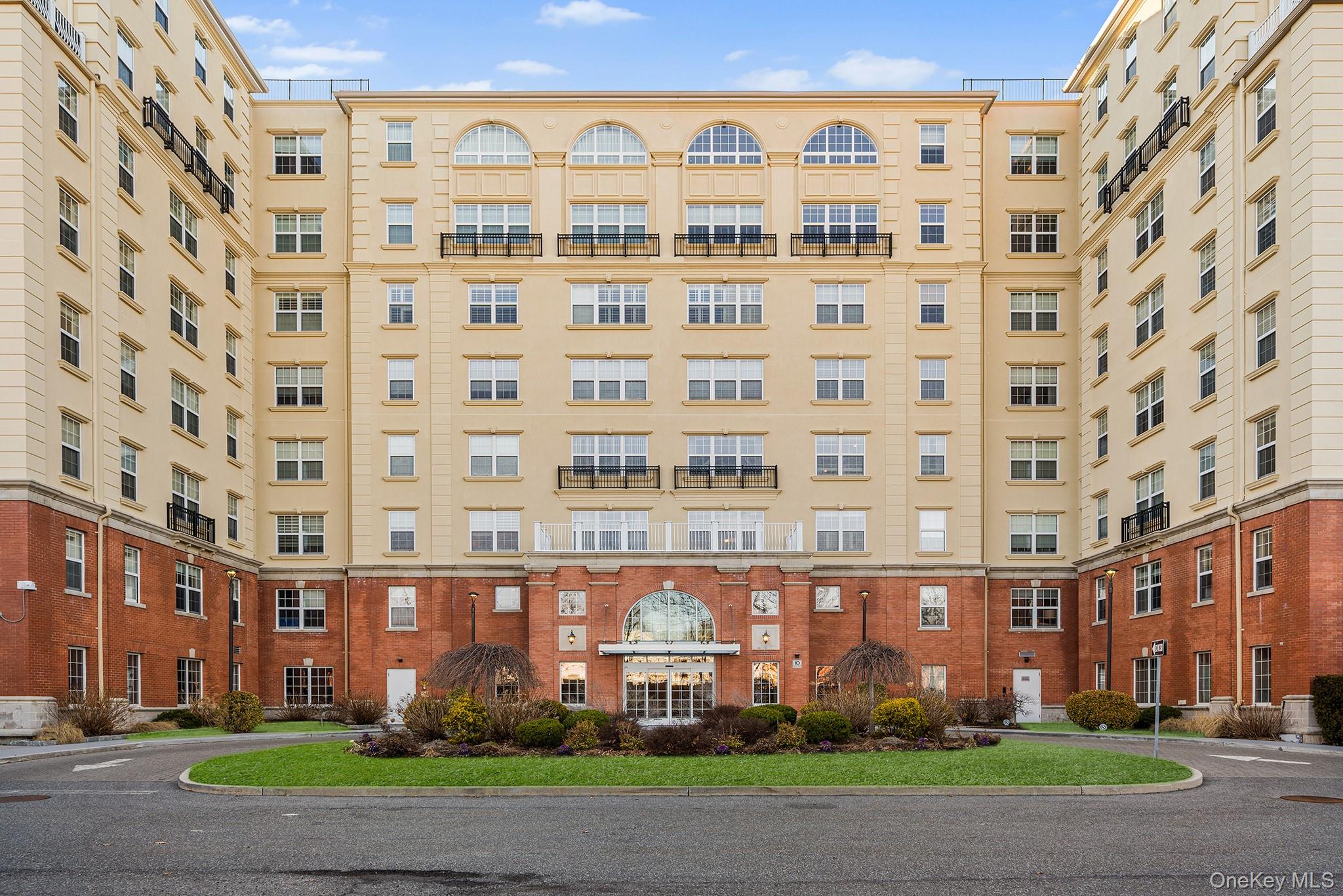 10 Byron Place # 615, Larchmont, NY 10538