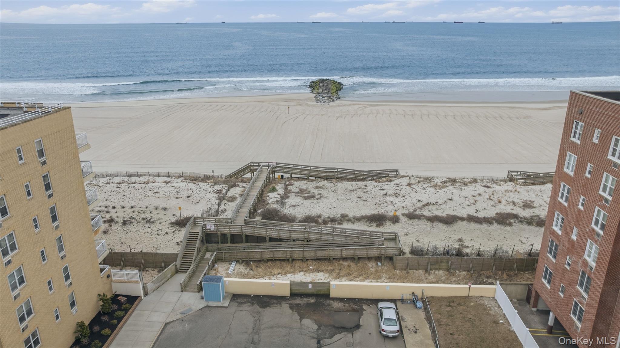 629 E Pine Street, Long Beach, NY 11561