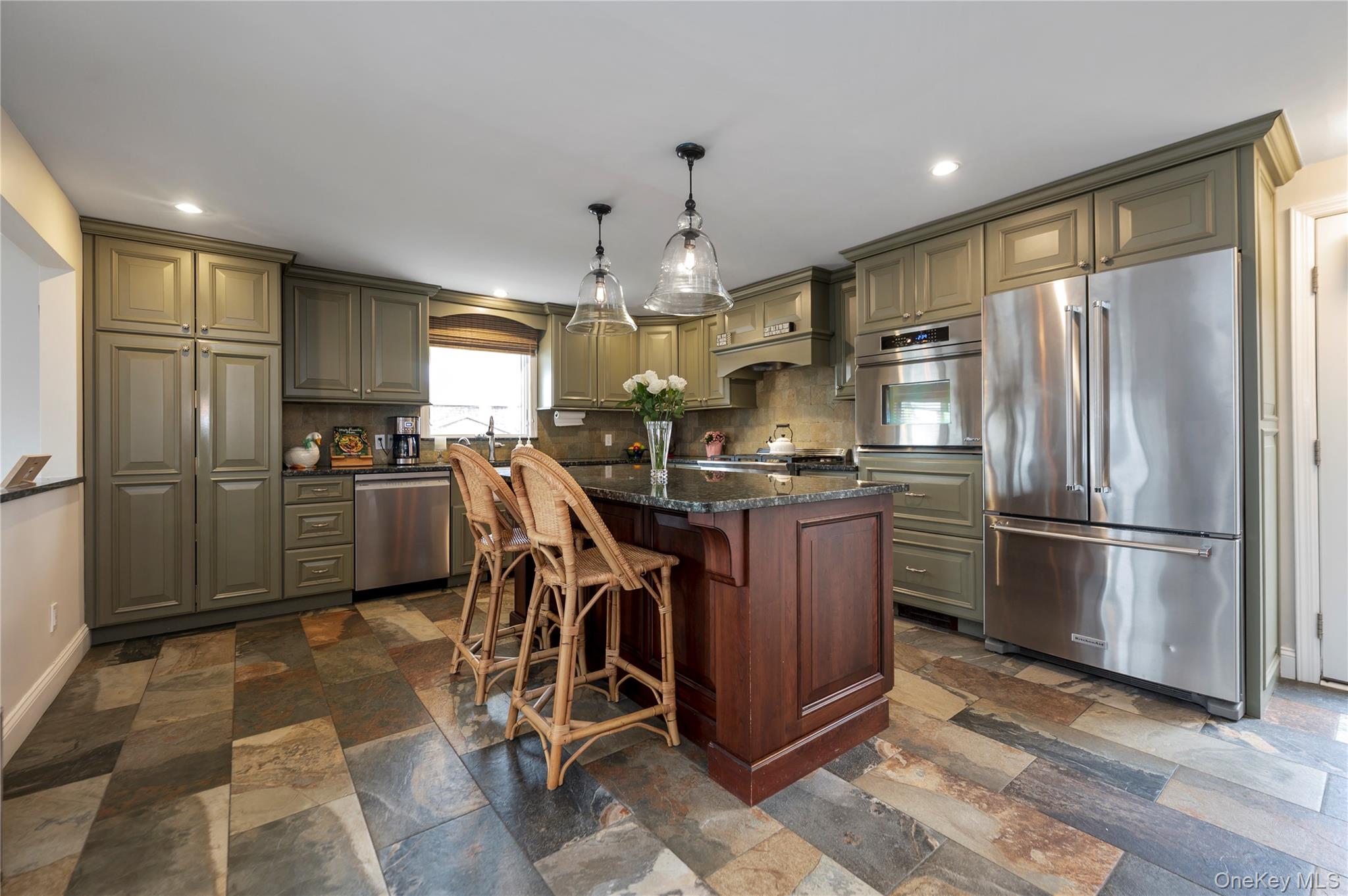 629 E Pine Street, Long Beach, NY 11561