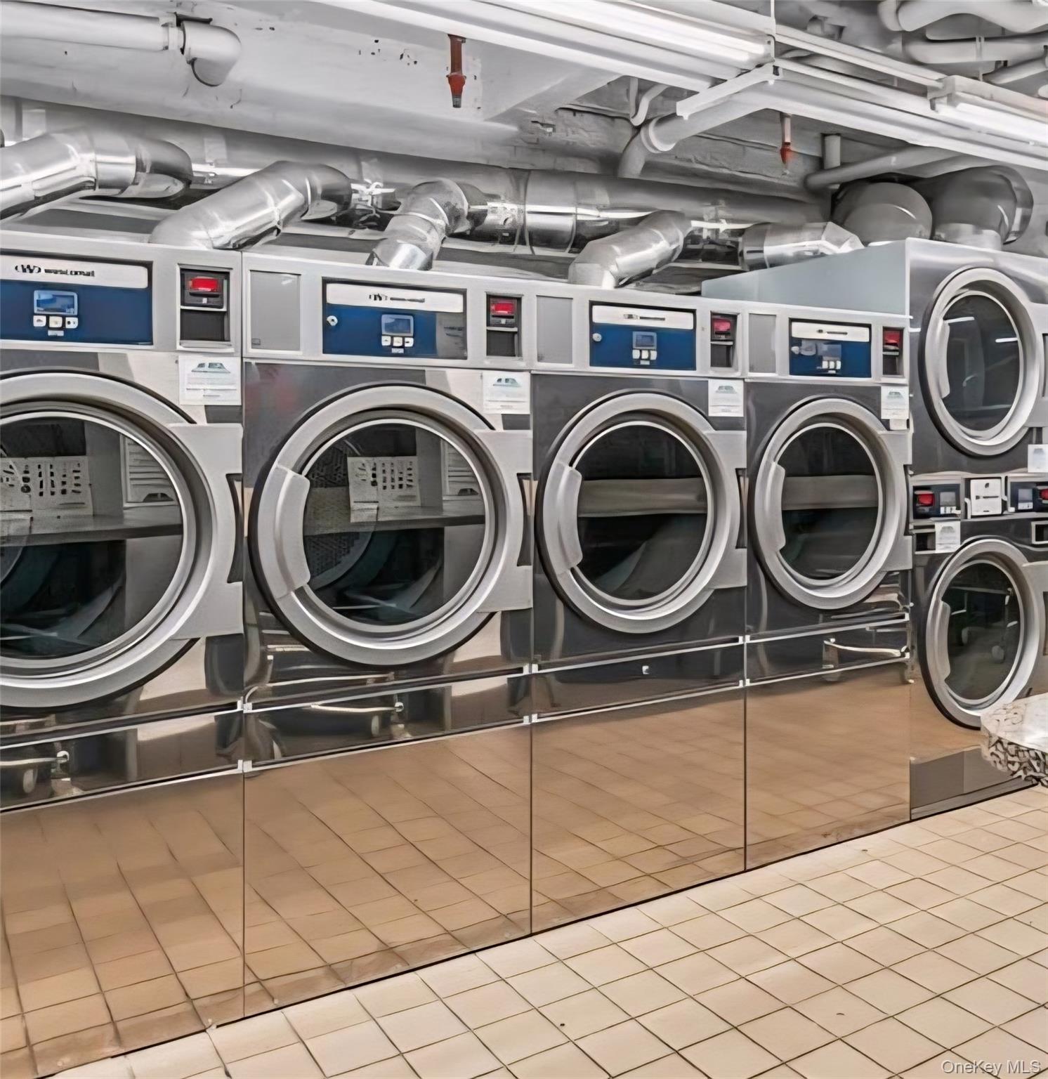 56-07 31st # 6A, Woodside, NY 11377