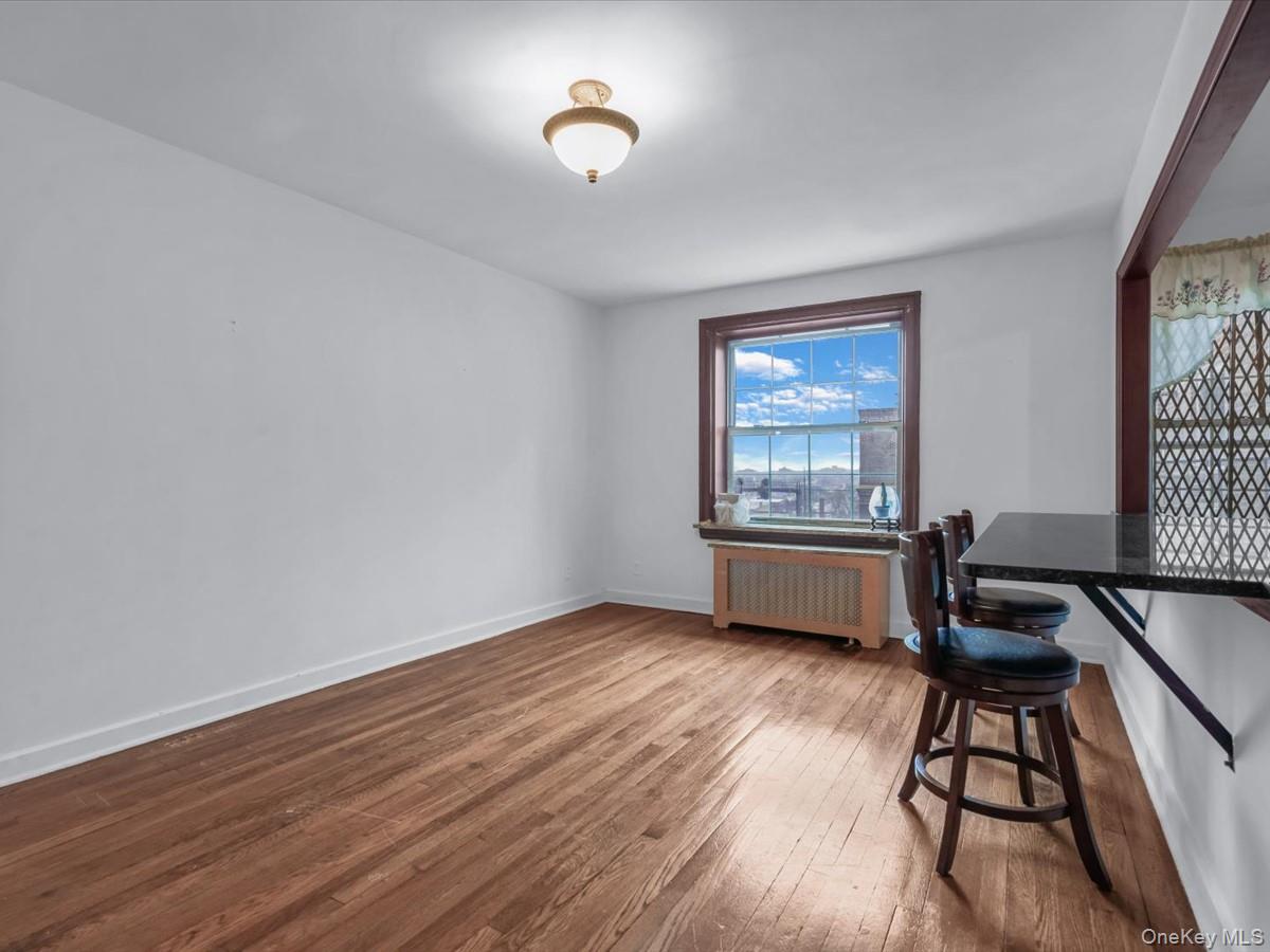 56-07 31st # 6A, Woodside, NY 11377